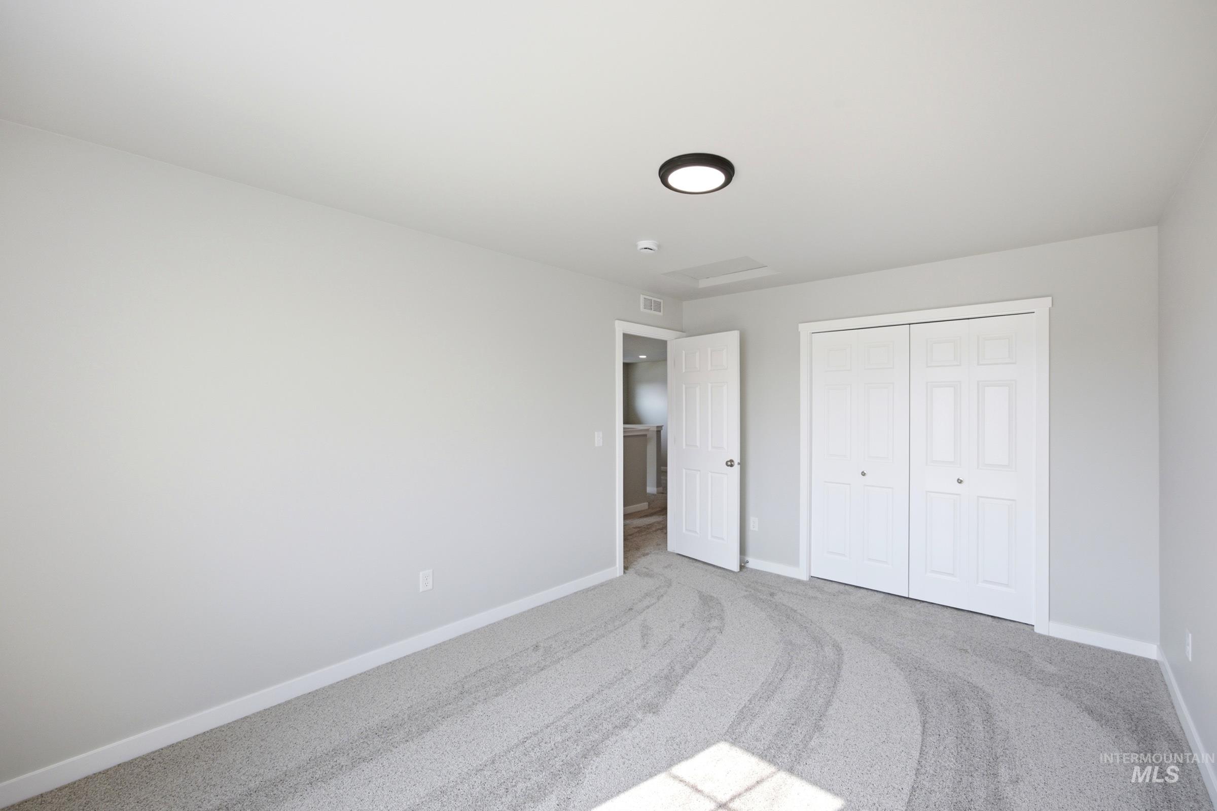1719 N Birch St, Jerome, Idaho 83338, 5 Bedrooms, 3 Bathrooms, Residential For Sale, Price $469,990,MLS 98983669