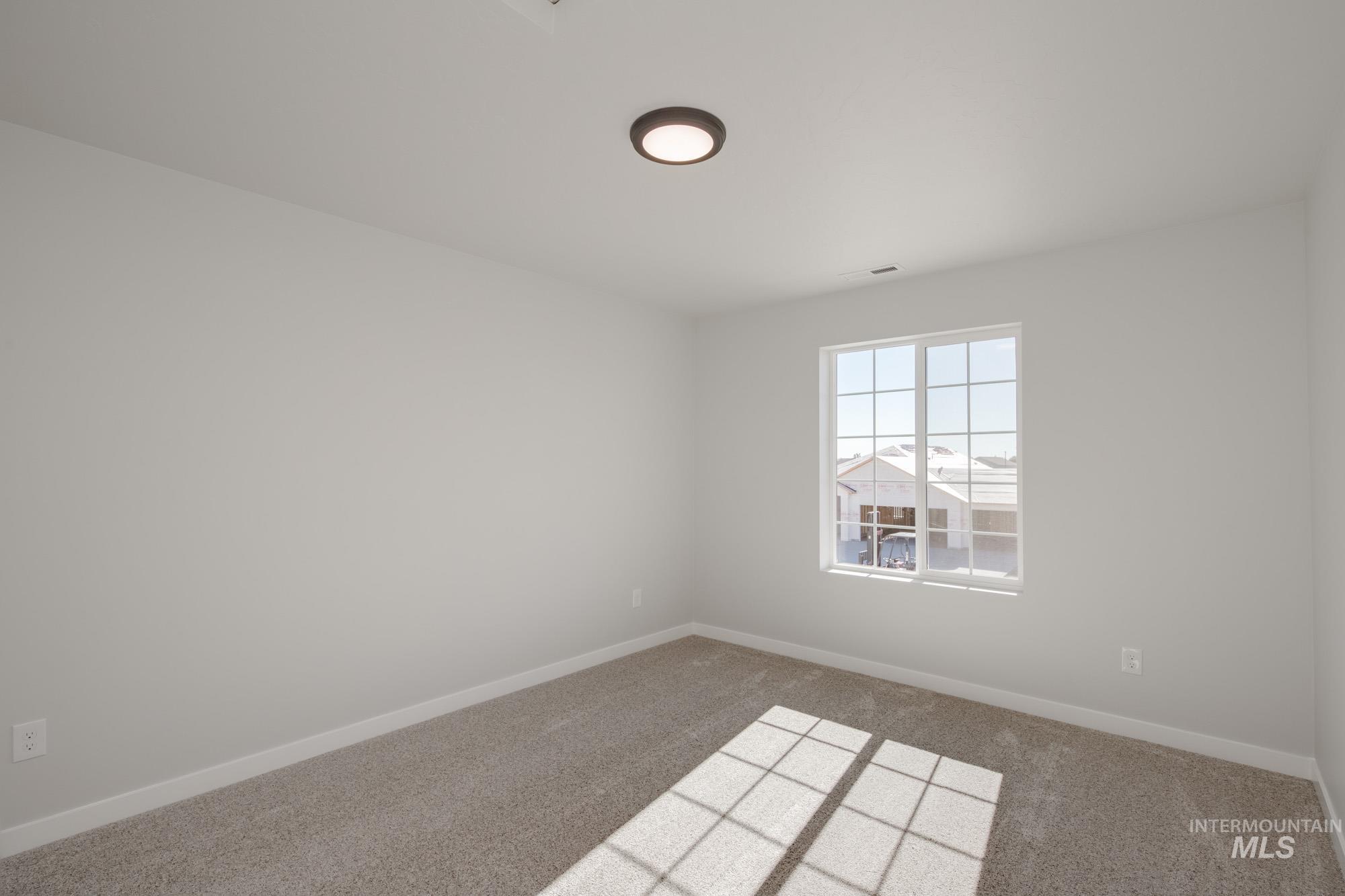 1719 N Birch St, Jerome, Idaho 83338, 5 Bedrooms, 3 Bathrooms, Residential For Sale, Price $499,990,MLS 98983669