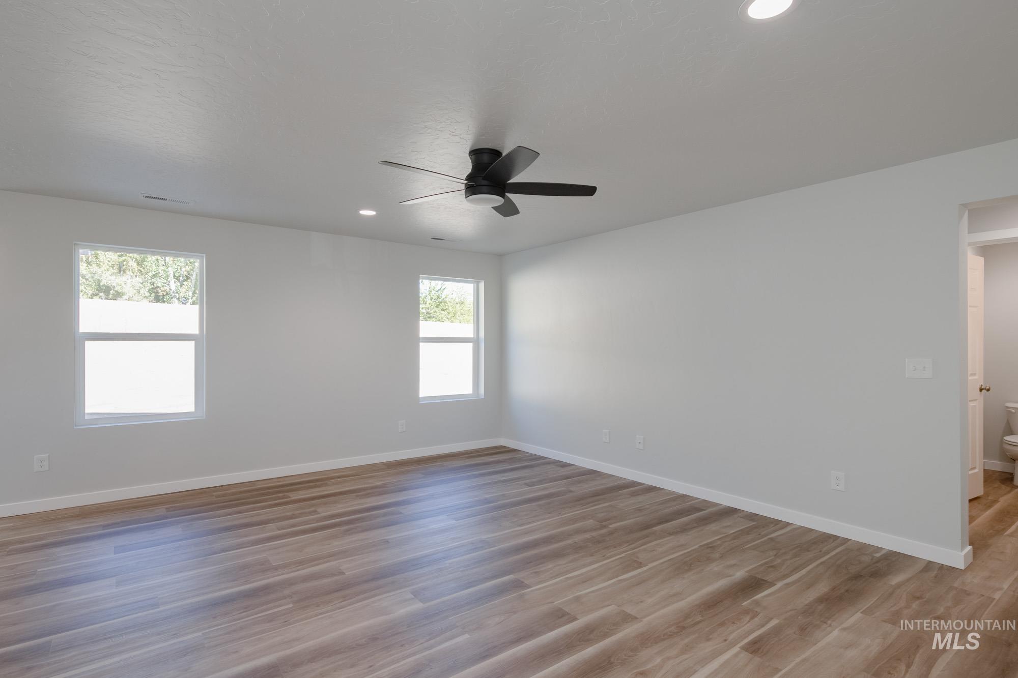 1719 N Birch St, Jerome, Idaho 83338, 5 Bedrooms, 3 Bathrooms, Residential For Sale, Price $499,990,MLS 98983669