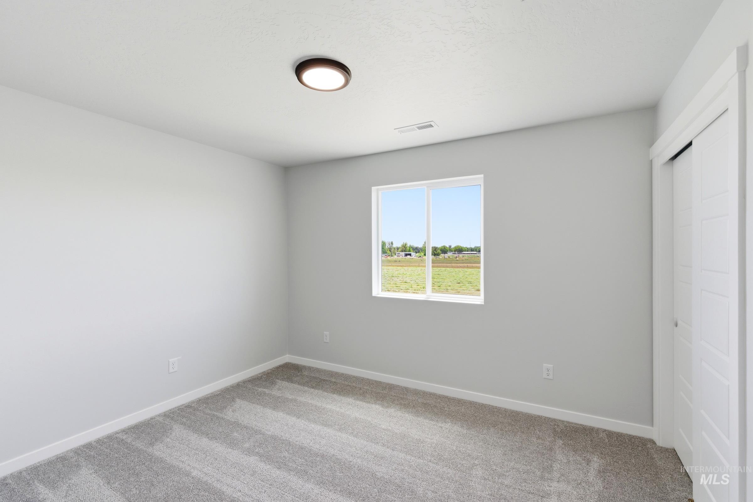 7391 W Trumbull Ct, Eagle, Idaho 83616, 3 Bedrooms, 2.5 Bathrooms, Residential For Sale, Price $499,990, 98983670