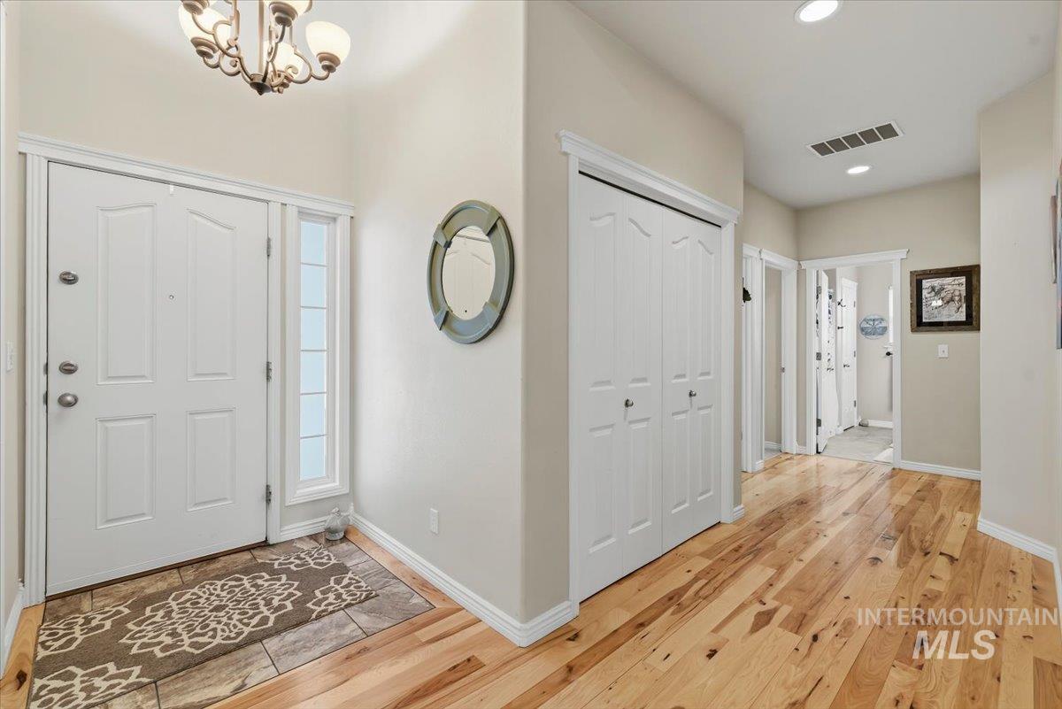 11579 W Peppermint Drive, Boise, Idaho 83709, 4 Bedrooms, 2 Bathrooms, Residential For Sale, Price $599,900,MLS 98983671