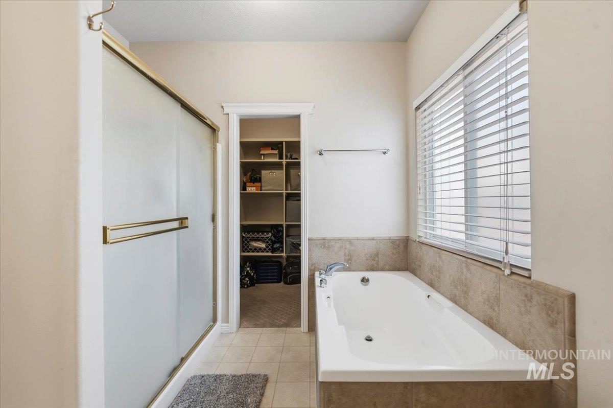 11579 W Peppermint Drive, Boise, Idaho 83709, 4 Bedrooms, 2 Bathrooms, Residential For Sale, Price $599,900,MLS 98983671