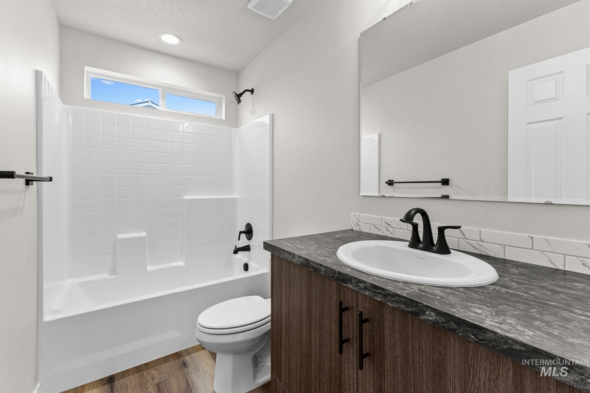7407 W Trumbull Ct, Eagle, Idaho 83616, 3 Bedrooms, 2.5 Bathrooms, Residential For Sale, Price $518,990,MLS 98983672