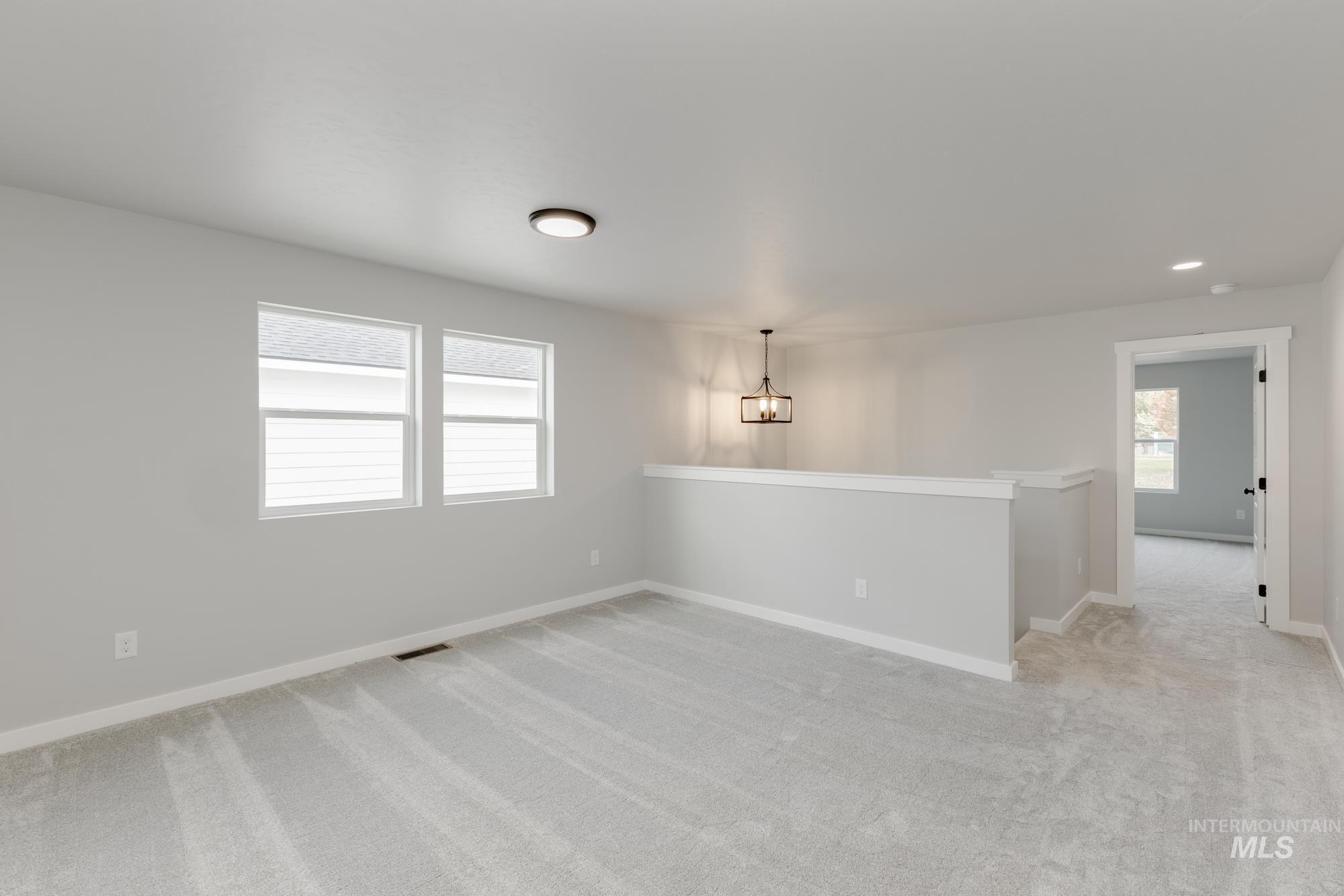 7435 W Trumbull Ct, Eagle, Idaho 83616, 4 Bedrooms, 2.5 Bathrooms, Residential For Sale, Price $574,990,MLS 98983673