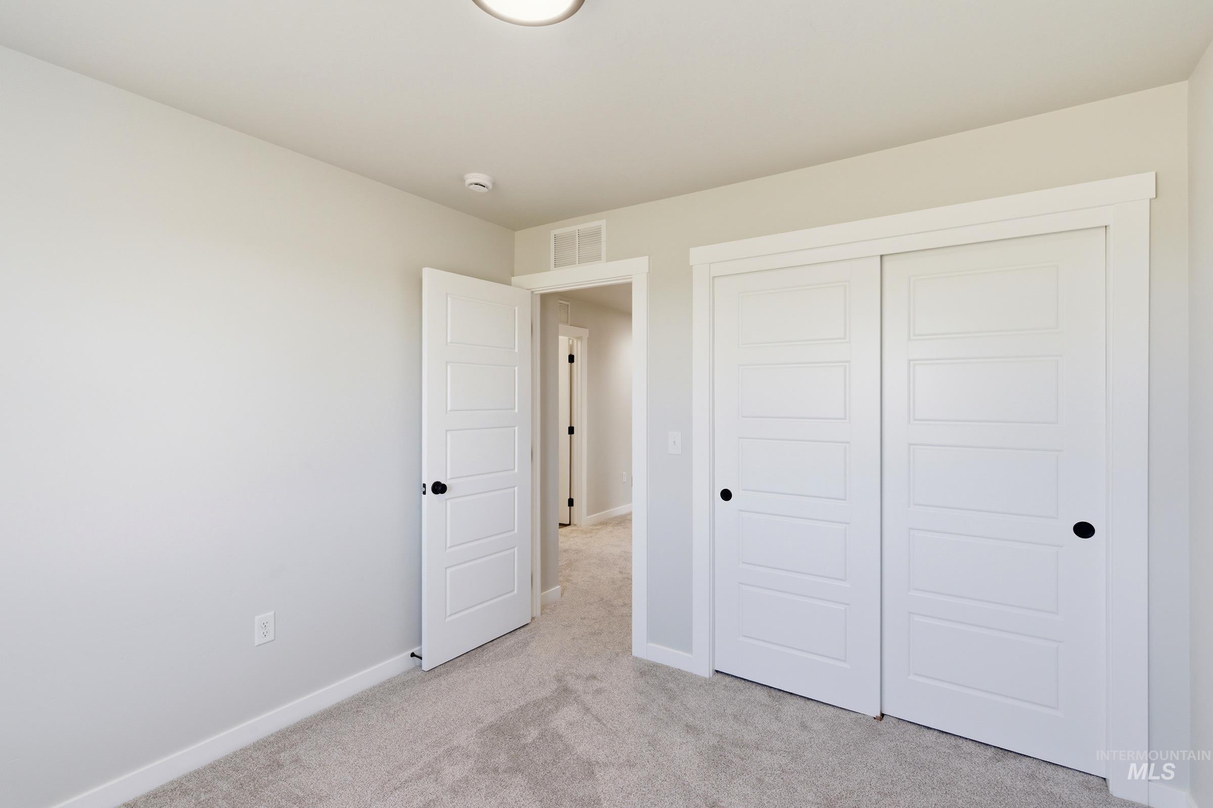 7447 W Trumbull Ct, Eagle, Idaho 83616, 3 Bedrooms, 2.5 Bathrooms, Residential For Sale, Price $539,990, 98983674