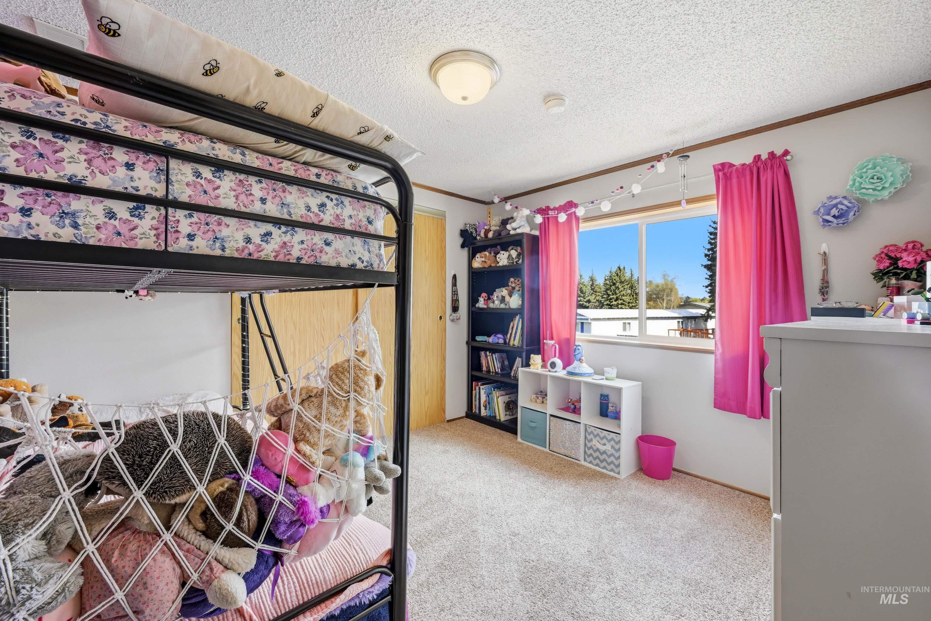 411 N Almon St #223, Moscow, Idaho 83843, 3 Bedrooms, 2 Bathrooms, Residential For Sale, Price $140,000, 98983675