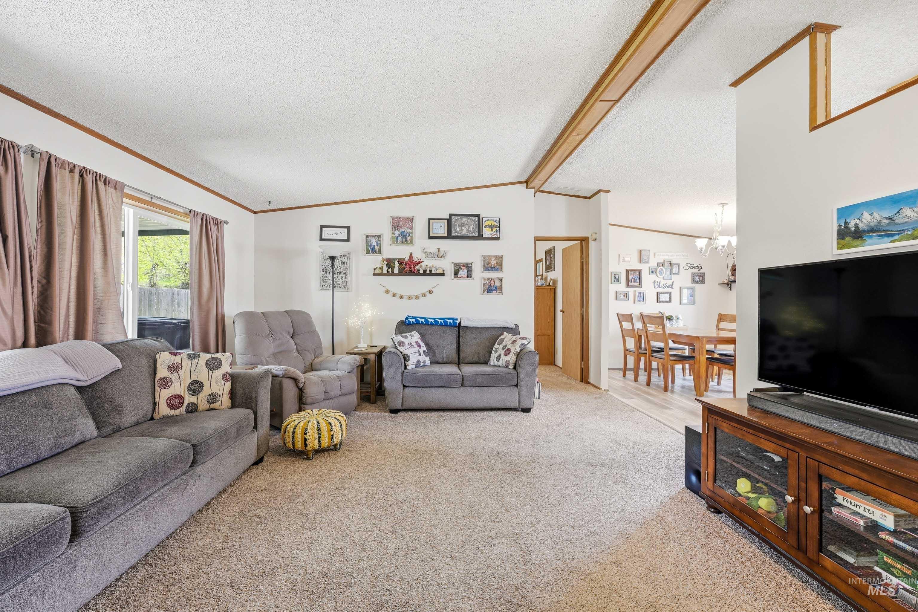 411 N Almon St #223, Moscow, Idaho 83843, 3 Bedrooms, 2 Bathrooms, Residential For Sale, Price $140,000, 98983675