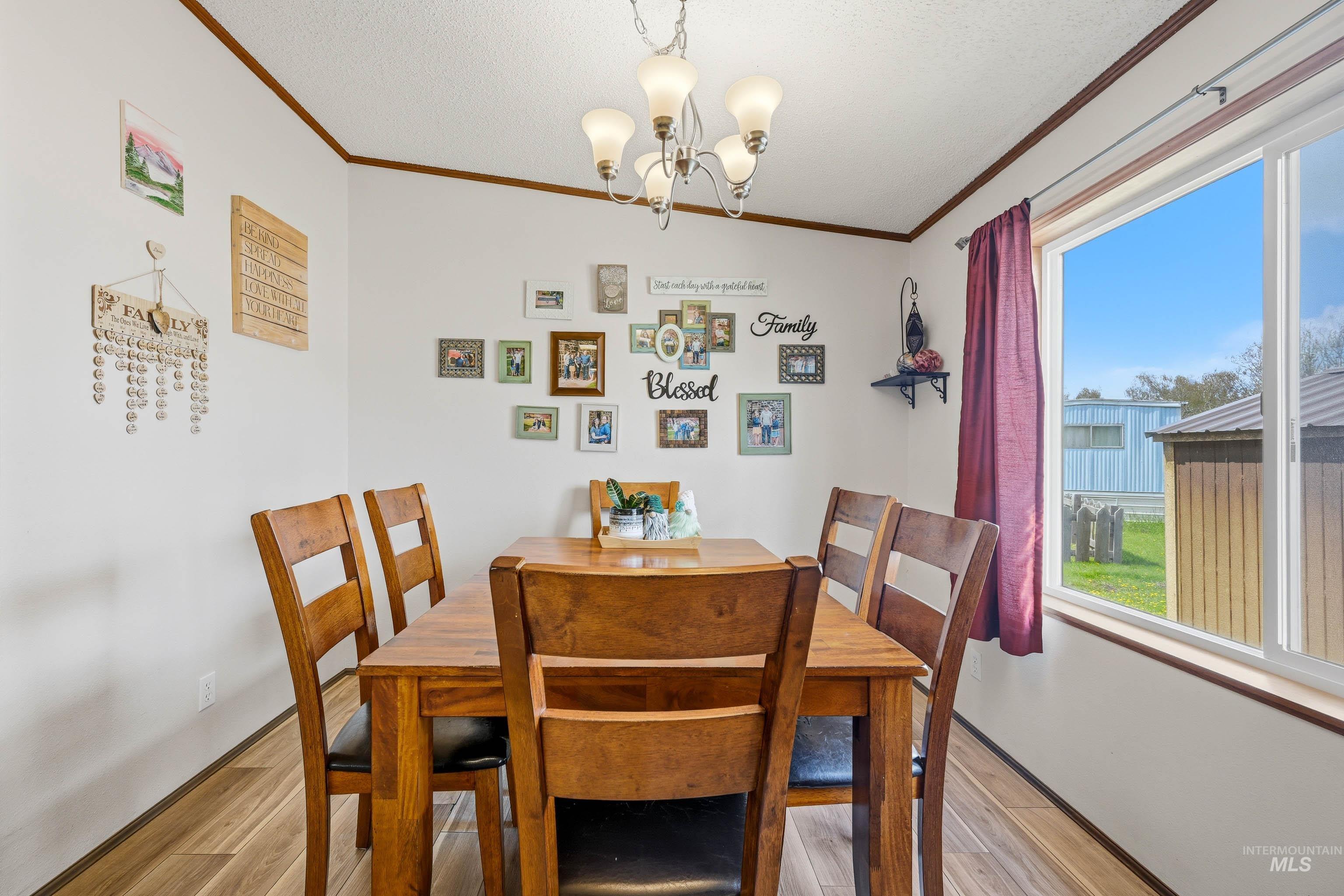 411 N Almon St #223, Moscow, Idaho 83843, 3 Bedrooms, 2 Bathrooms, Residential For Sale, Price $140,000, 98983675