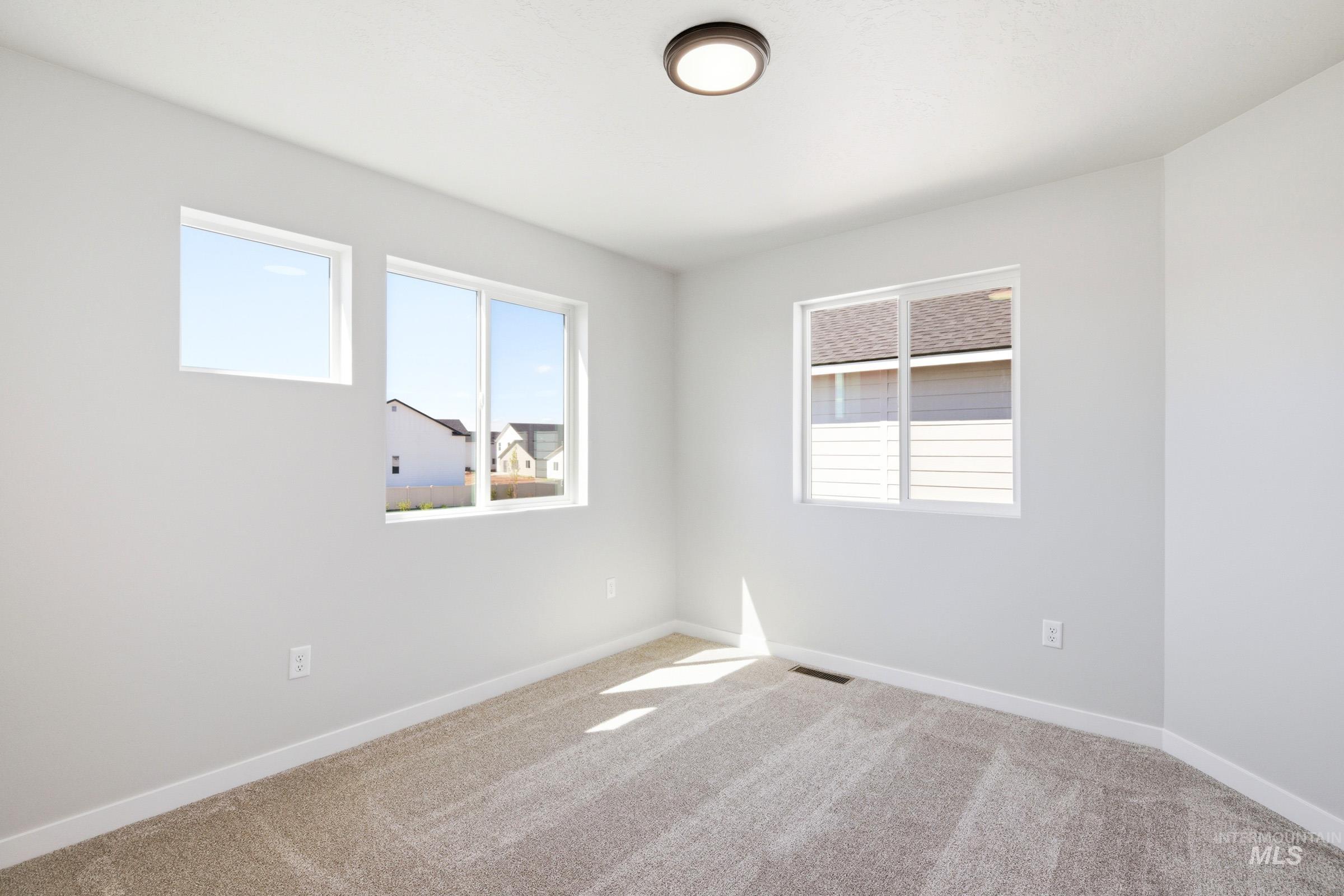 4360 N Alameda Creek Ave, Meridian, Idaho 83646, 3 Bedrooms, 2.5 Bathrooms, Residential For Sale, Price $458,990,MLS 98983676