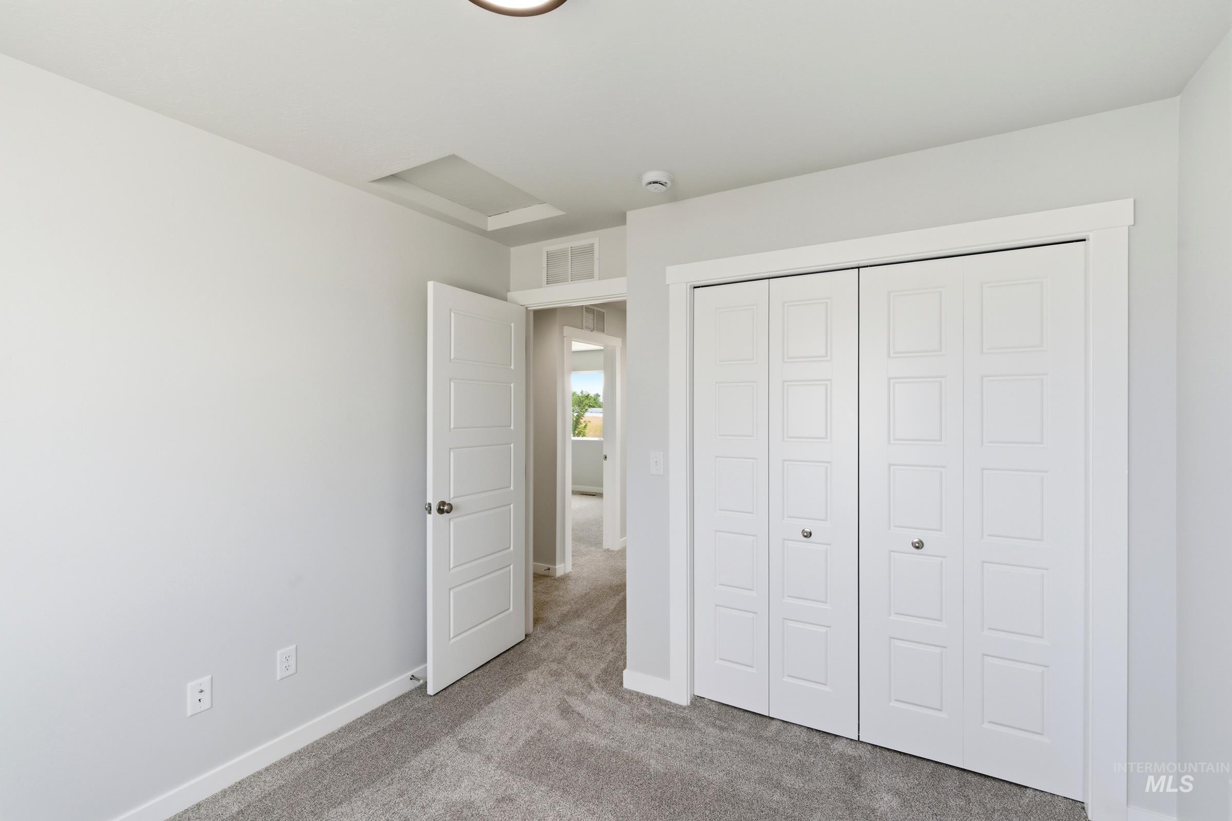 4348 N Alameda Creek Ave, Meridian, Idaho 83646, 3 Bedrooms, 2.5 Bathrooms, Residential For Sale, Price $452,990, 98983678