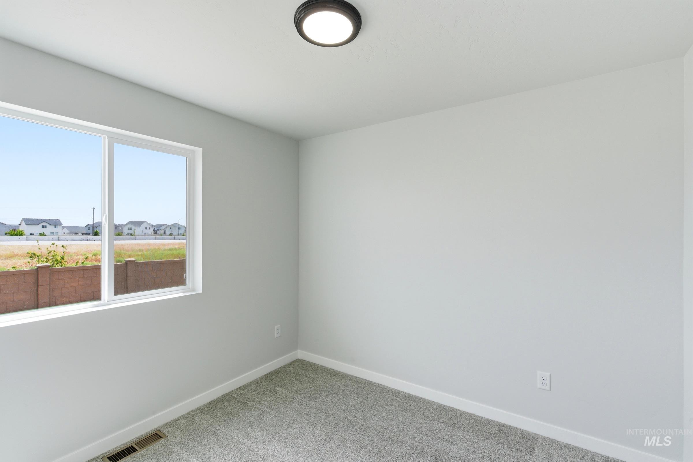 4348 N Alameda Creek Ave, Meridian, Idaho 83646, 3 Bedrooms, 2.5 Bathrooms, Residential For Sale, Price $452,990, 98983678