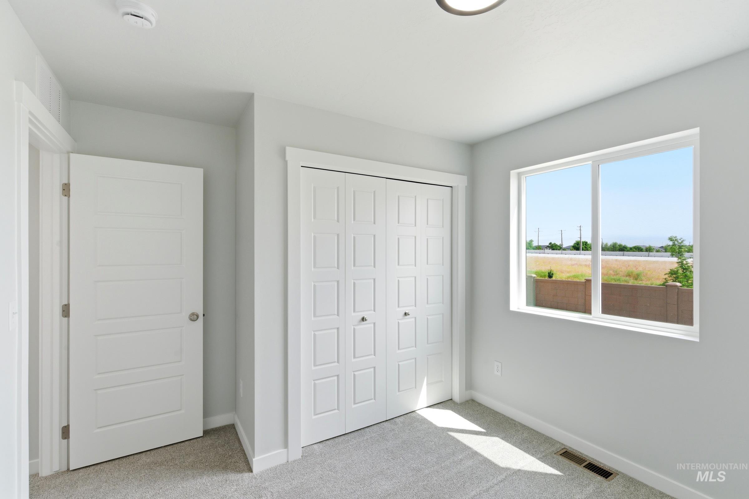 4348 N Alameda Creek Ave, Meridian, Idaho 83646, 3 Bedrooms, 2.5 Bathrooms, Residential For Sale, Price $452,990, 98983678