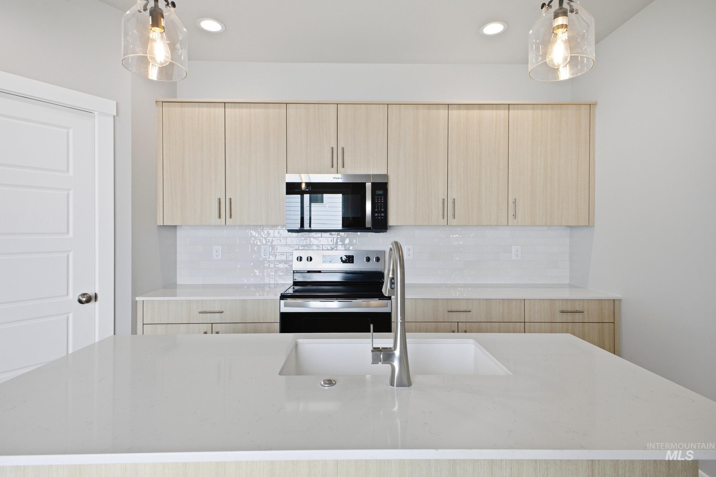 4328 N Camp Creek Ave, Meridian, Idaho 83646, 3 Bedrooms, 2.5 Bathrooms, Residential For Sale, Price $439,990,MLS 98983680