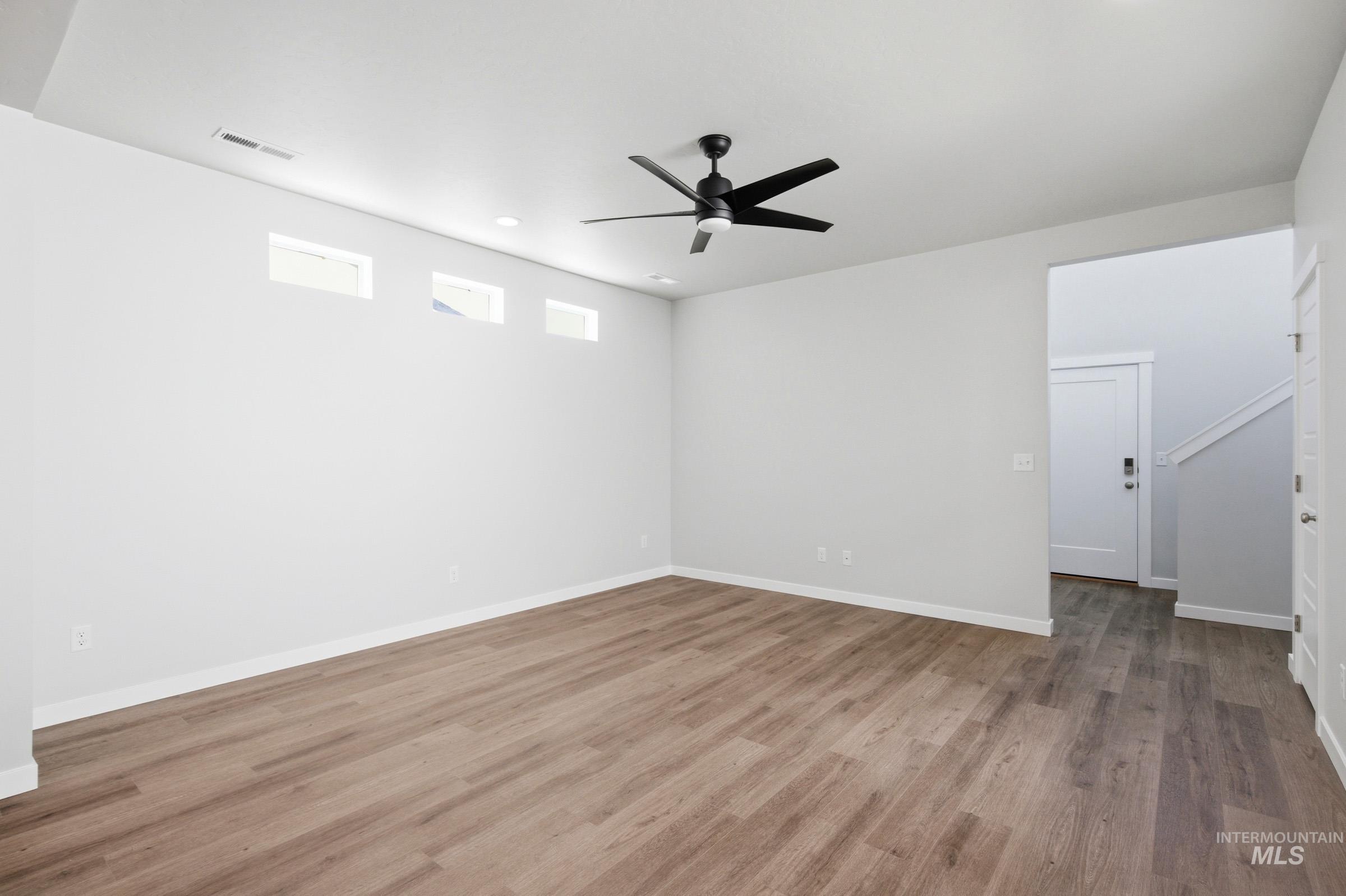 4302 N Camp Creek Ave, Meridian, Idaho 83646, 3 Bedrooms, 2.5 Bathrooms, Residential For Sale, Price $461,990,MLS 98983681
