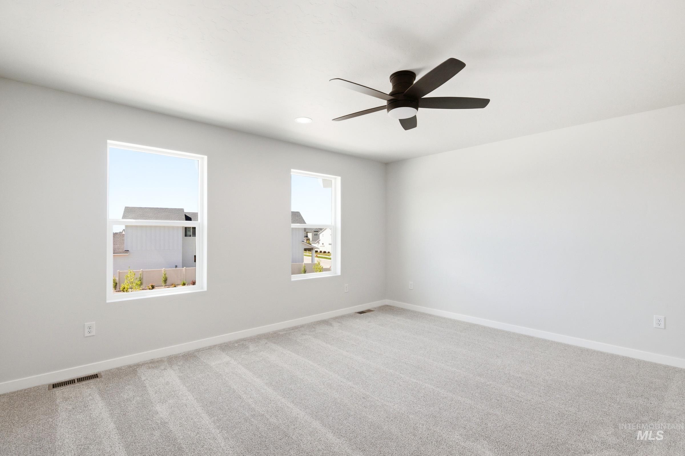 4266 N Camp Creek Ave, Meridian, Idaho 83646, 3 Bedrooms, 2.5 Bathrooms, Residential For Sale, Price $472,990,MLS 98983682