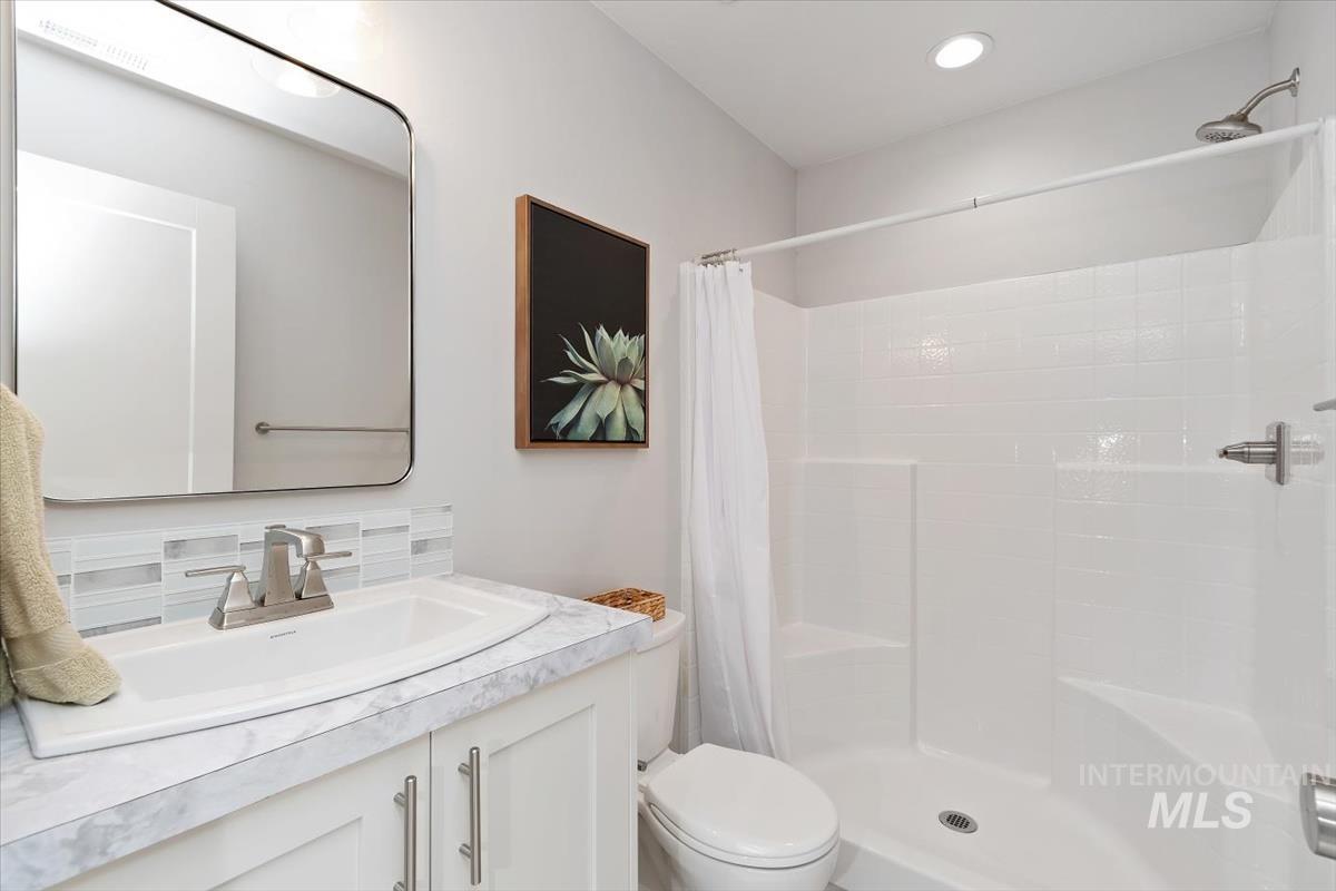 1521 W Kamet Ct, Nampa, Idaho 83686, 4 Bedrooms, 4.5 Bathrooms, Residential For Sale, Price $1,450,000,MLS 98983684