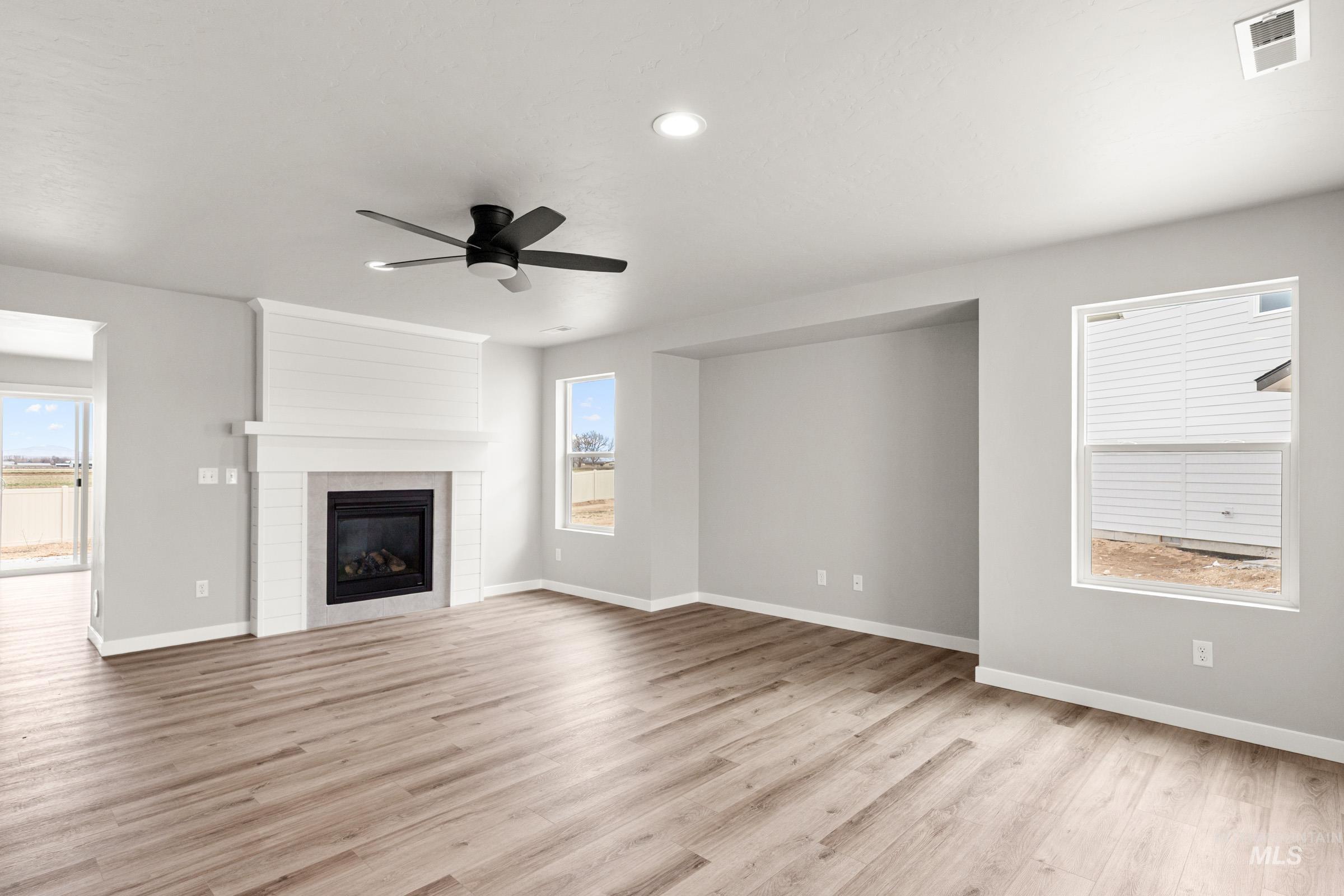 9302 W Blazing Star St, Nampa, Idaho 83687, 5 Bedrooms, 2.5 Bathrooms, Residential For Sale, Price $519,990,MLS 98983687