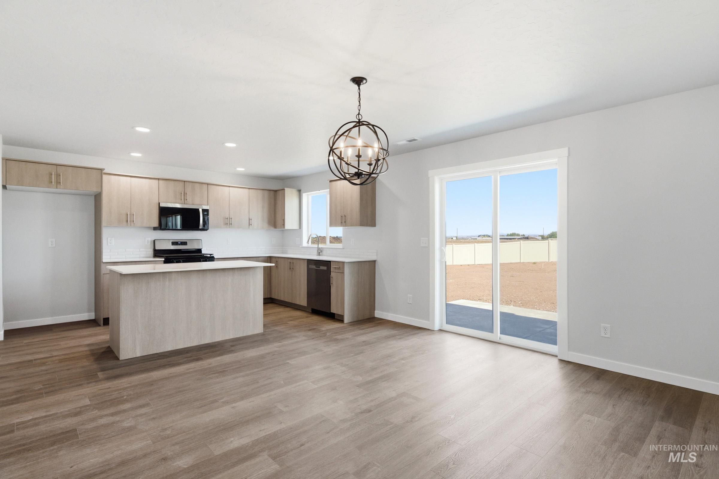 5228 E Phelps Lake Dr, Nampa, Idaho 83687, 4 Bedrooms, 2.5 Bathrooms, Residential For Sale, Price $539,990,MLS 98983688