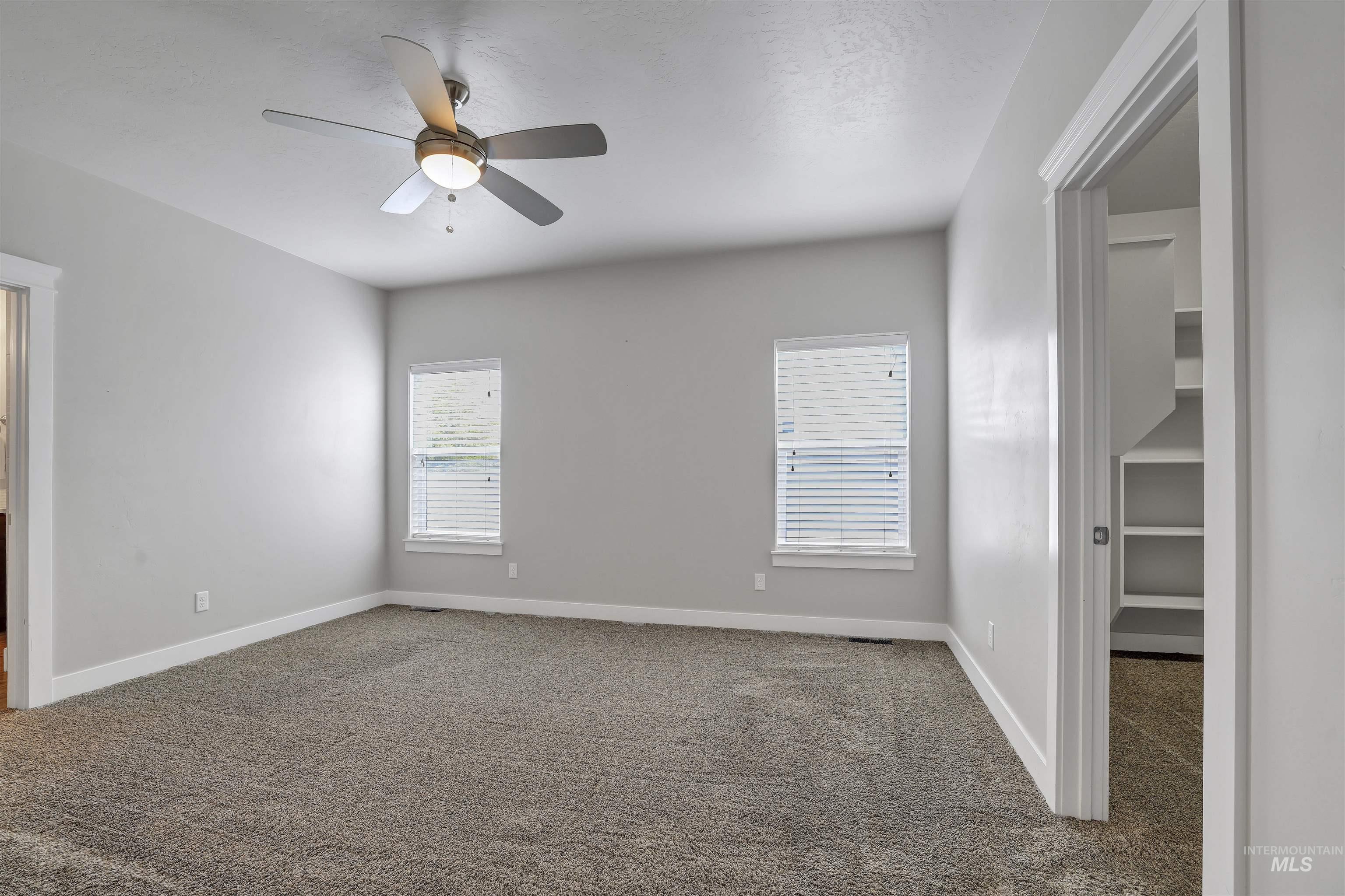 1082 White Birch Ave, Twin Falls, Idaho 83301, 3 Bedrooms, 3 Bathrooms, Residential For Sale, Price $469,000,MLS 98983689