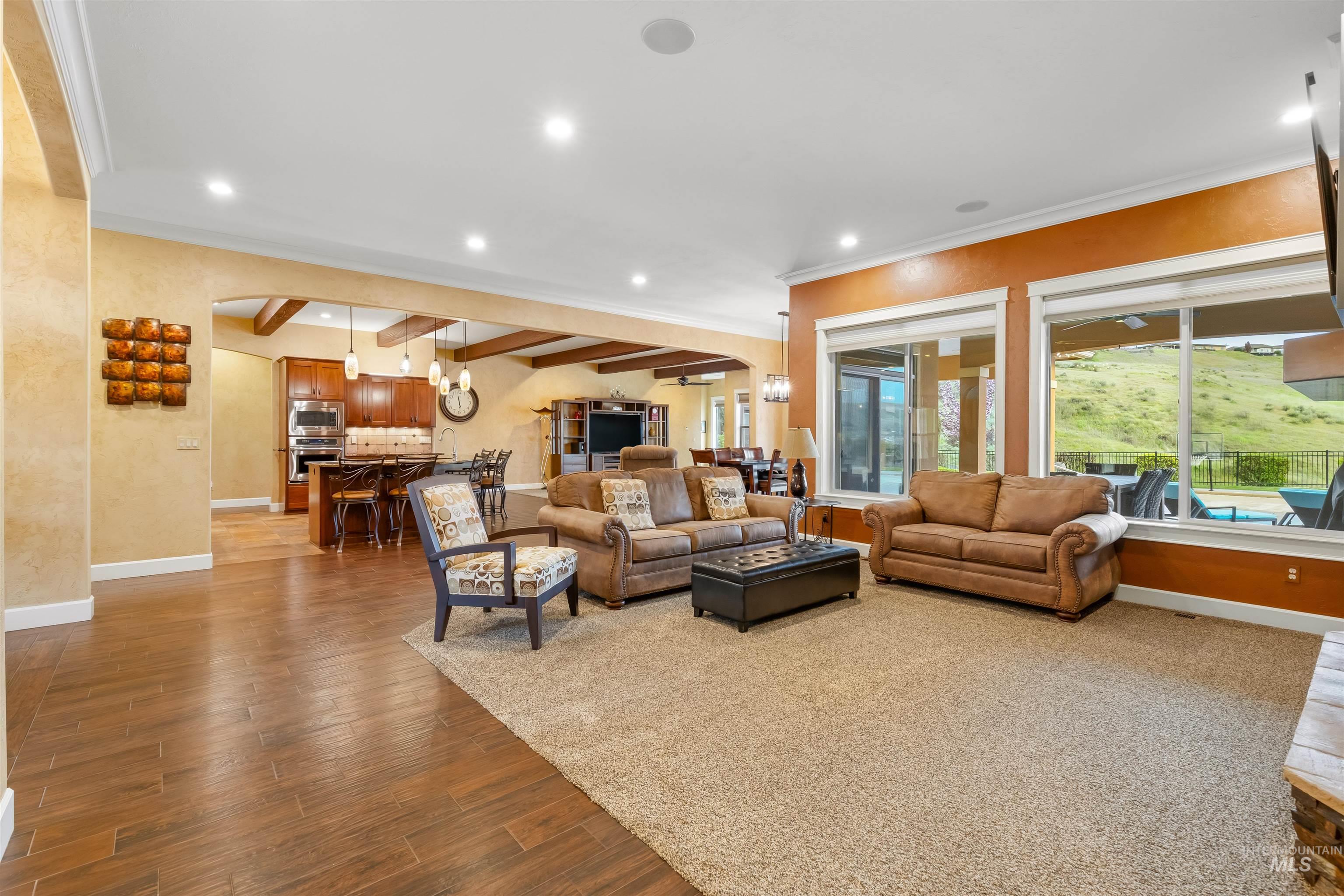 3703 Rio Vista Dr., Lewiston, Idaho 83501, 5 Bedrooms, 3 Bathrooms, Residential For Sale, Price $1,275,000, 98983690