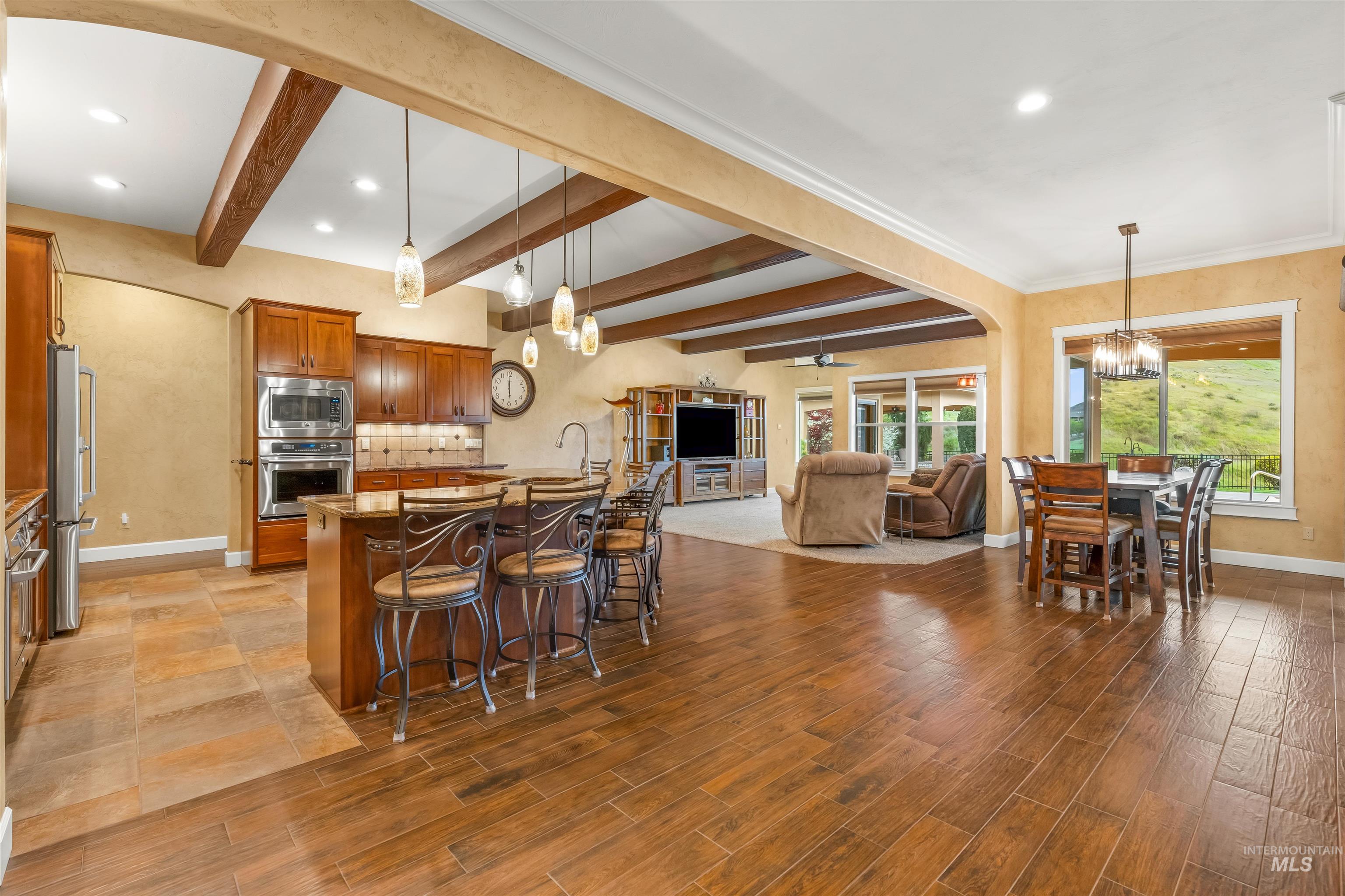 3703 Rio Vista Dr., Lewiston, Idaho 83501, 5 Bedrooms, 3 Bathrooms, Residential For Sale, Price $1,275,000, 98983690