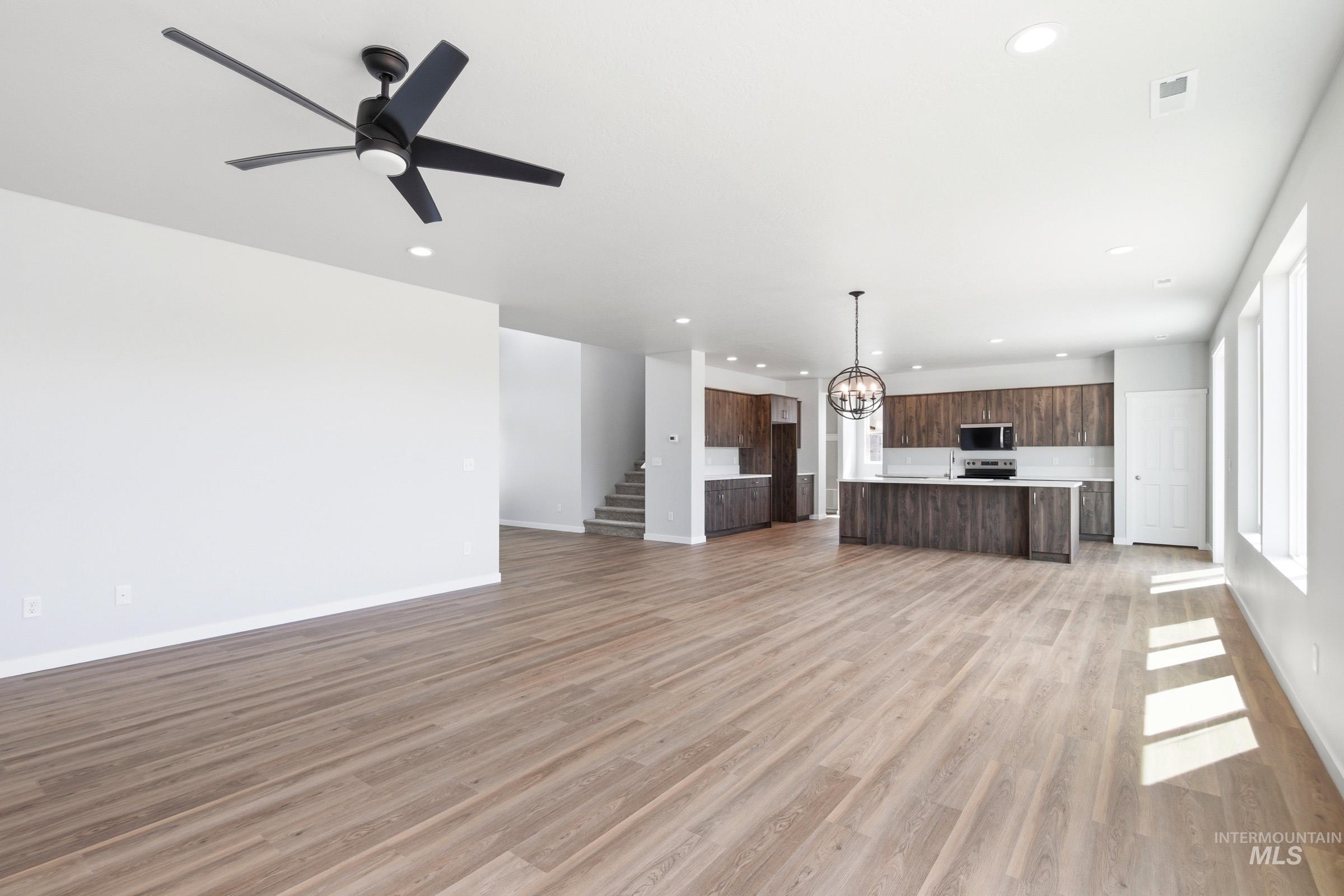 7103 E Marble Springs Dr, Nampa, Idaho 83687, 5 Bedrooms, 4.5 Bathrooms, Residential For Sale, Price $789,990,MLS 98983691