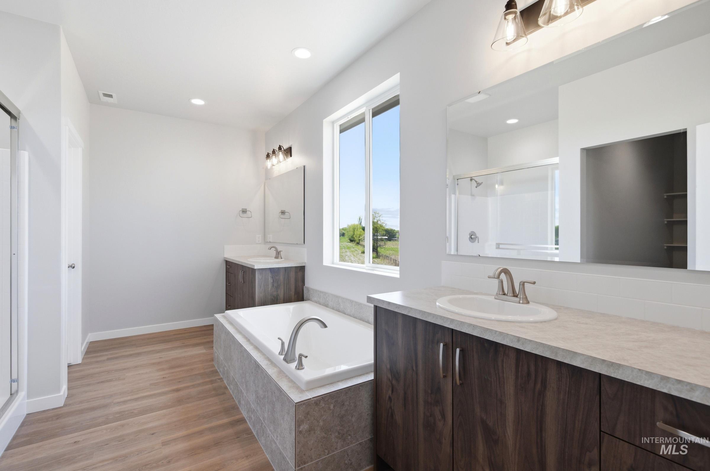 7103 E Marble Springs Dr, Nampa, Idaho 83687, 5 Bedrooms, 4.5 Bathrooms, Residential For Sale, Price $789,990,MLS 98983691