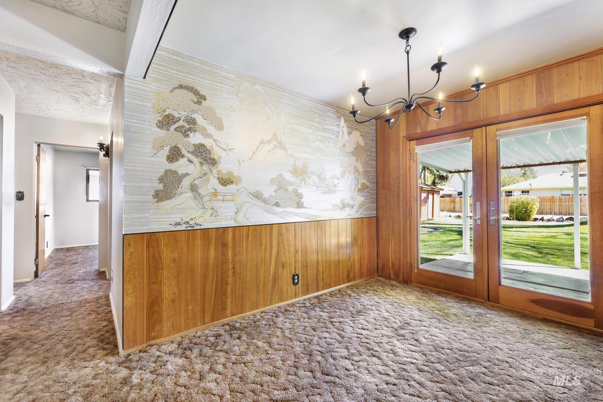 811 E Ave B, Jerome, Idaho 83338-6550, 5 Bedrooms, 2 Bathrooms, Residential For Sale, Price $350,000,MLS 98983692