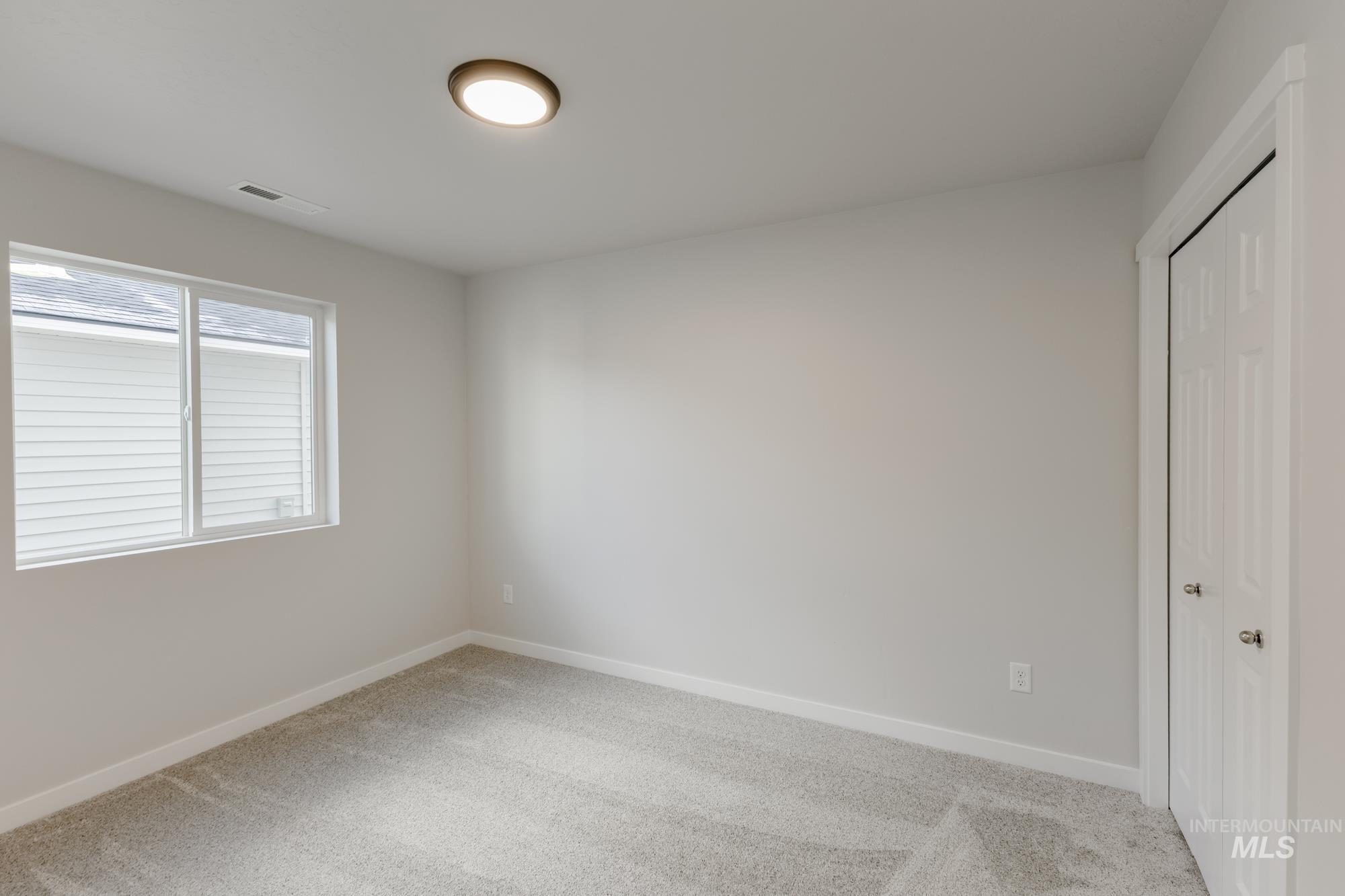 109 Idalou Way, Caldwell, Idaho 83605, 3 Bedrooms, 2 Bathrooms, Residential For Sale, Price $404,990,MLS 98983695