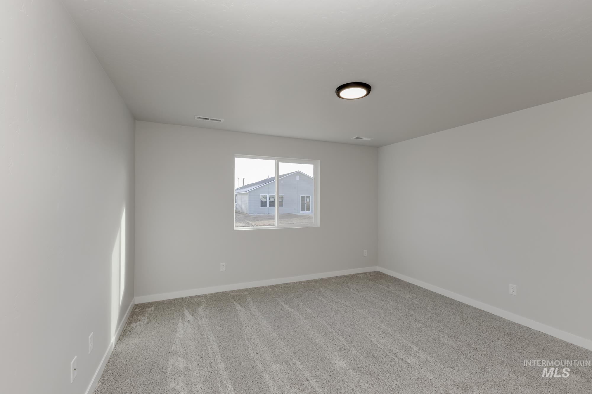 109 Idalou Way, Caldwell, Idaho 83605, 3 Bedrooms, 2 Bathrooms, Residential For Sale, Price $404,990,MLS 98983695