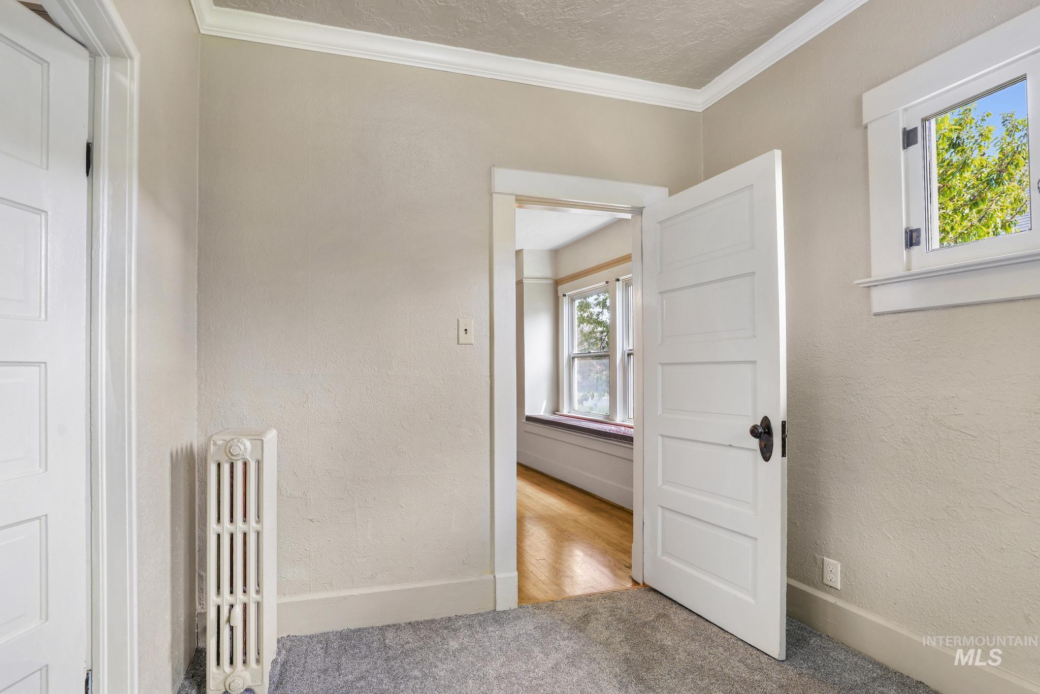 145 9th Ave N, Twin Falls, Idaho 83301, 4 Bedrooms, 2 Bathrooms, Residential For Sale, Price $350,000,MLS 98983696