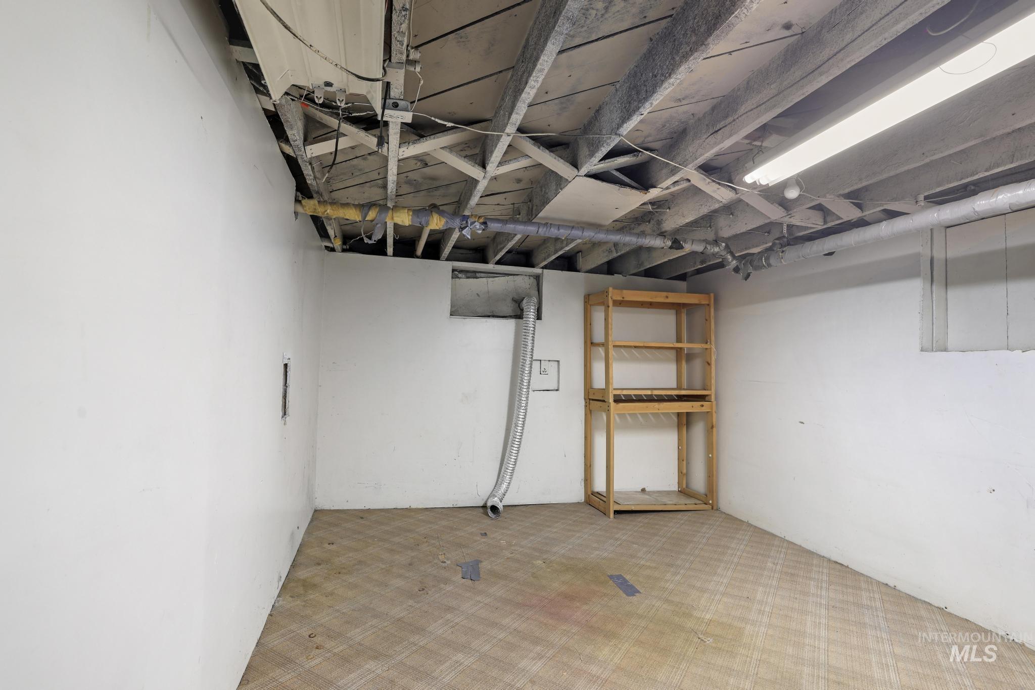 145 9th Ave N, Twin Falls, Idaho 83301, 4 Bedrooms, 2 Bathrooms, Residential For Sale, Price $350,000,MLS 98983696