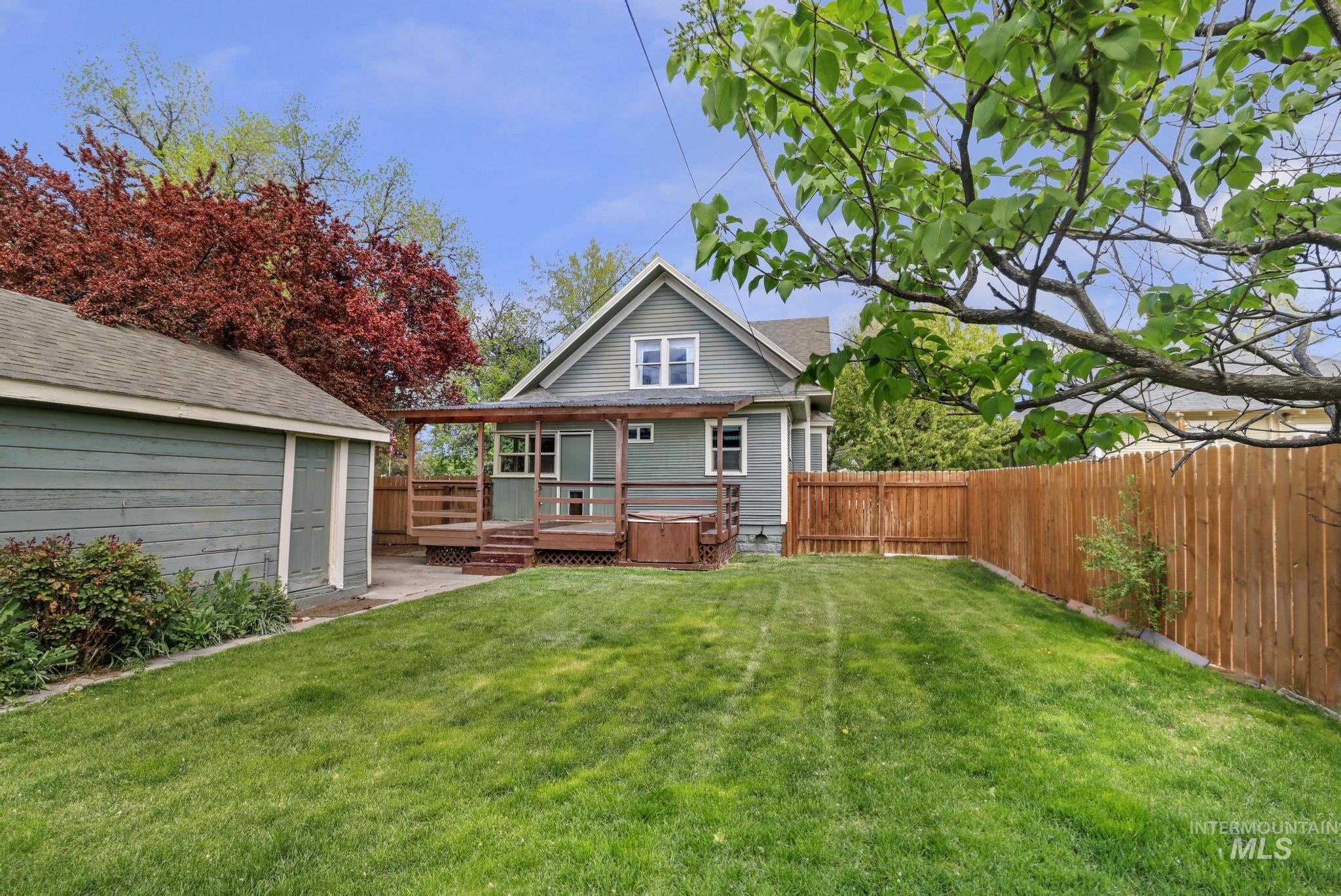 145 9th Ave N, Twin Falls, Idaho 83301, 4 Bedrooms, 2 Bathrooms, Residential For Sale, Price $350,000,MLS 98983696