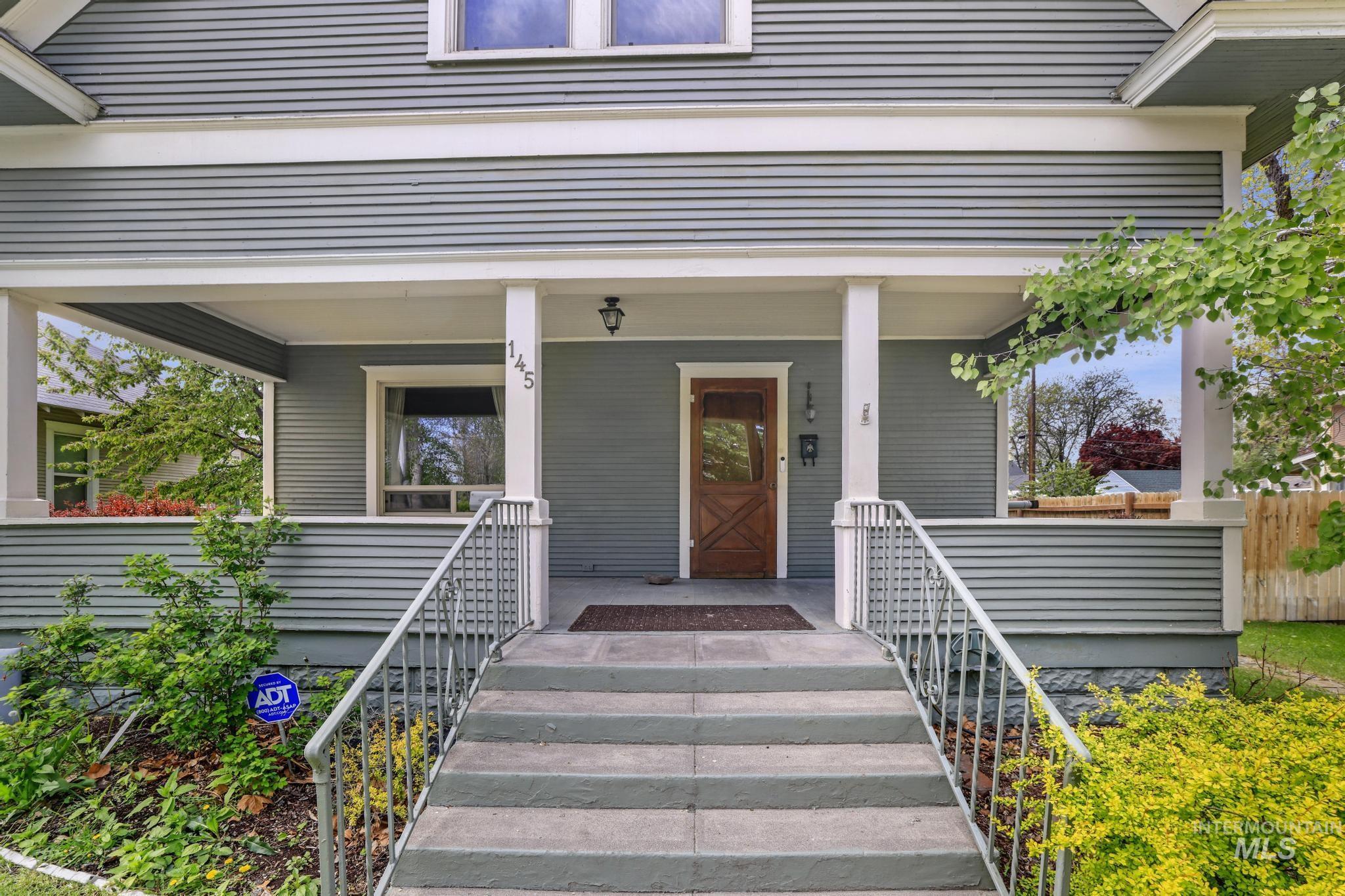 145 9th Ave N, Twin Falls, Idaho 83301, 4 Bedrooms, 2 Bathrooms, Residential For Sale, Price $350,000,MLS 98983696