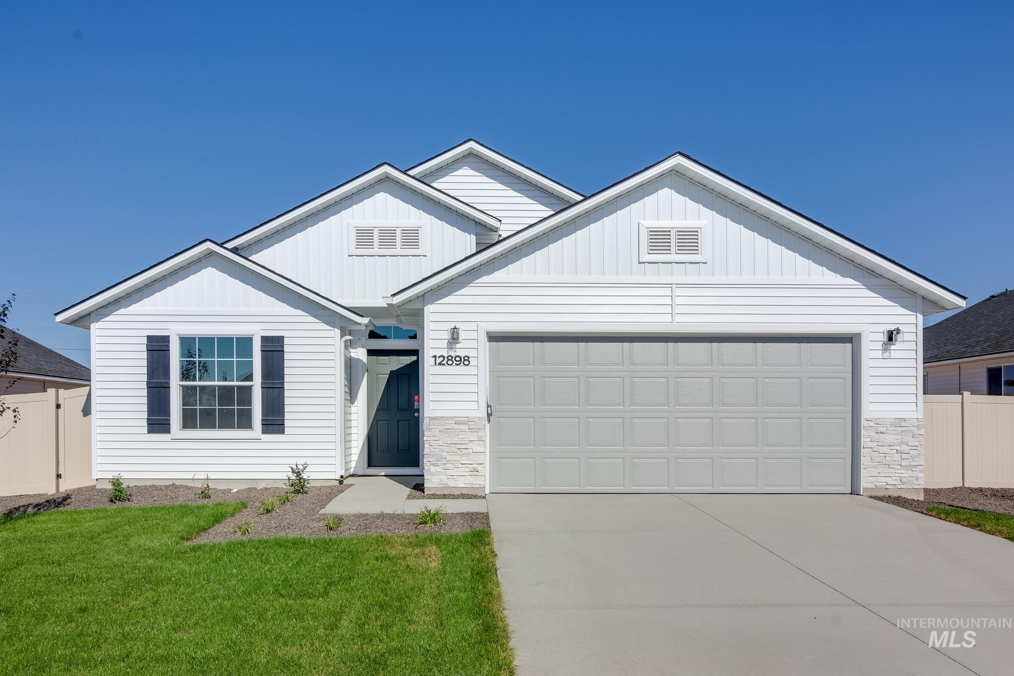 4124 Austin St, Caldwell, Idaho 83605, 3 Bedrooms, 2 Bathrooms, Residential For Sale, Price $419,990,MLS 98983699