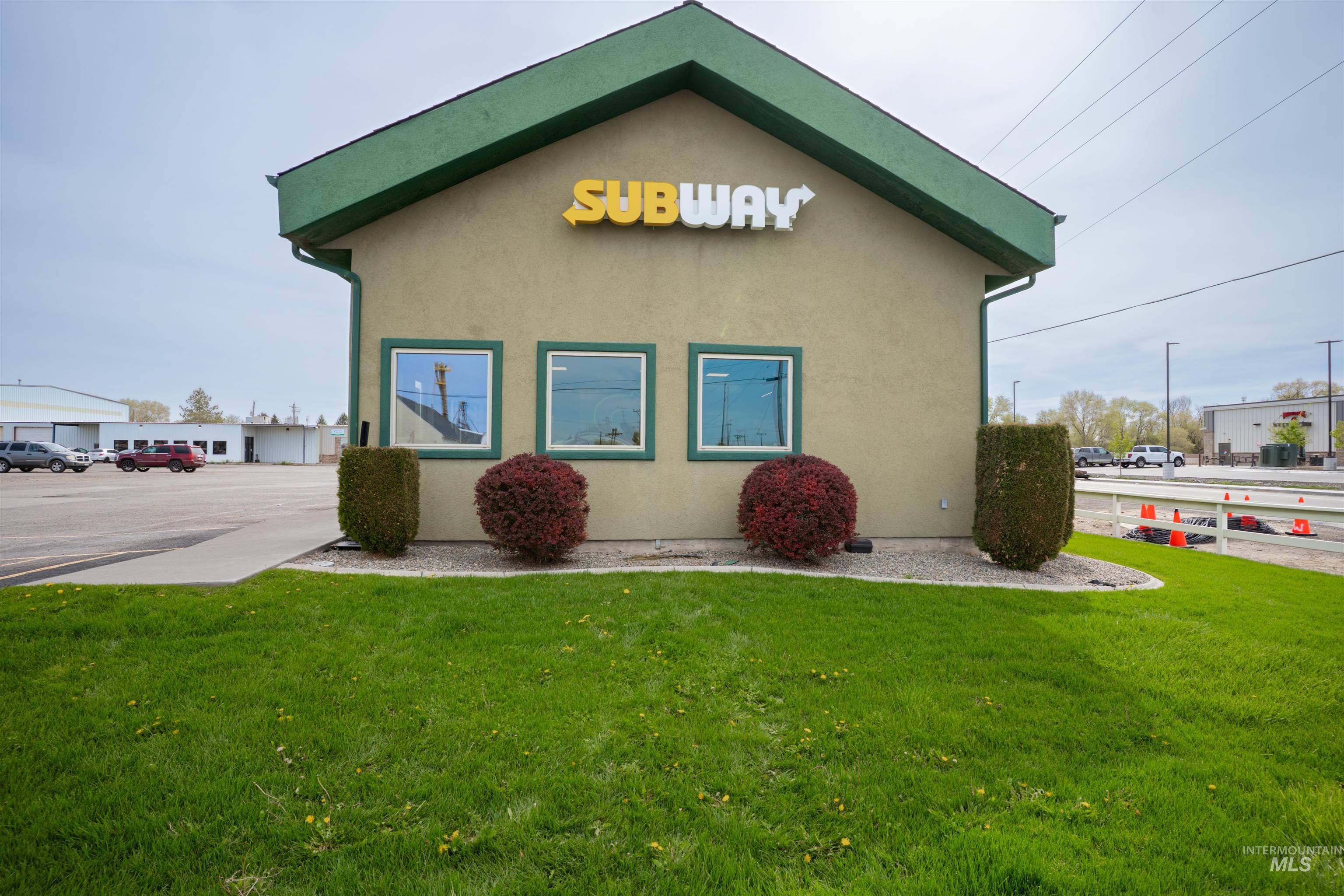 573 S Idaho St, Wendell, Idaho 83355-5242, Business/Commercial For Sale, Price $900,000,MLS 98983702