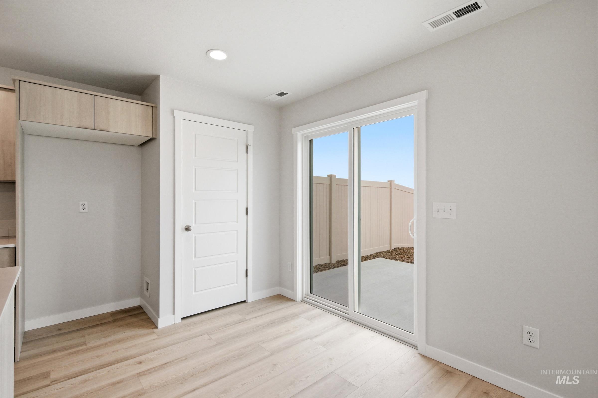 10770 Rutland St, Caldwell, Idaho 83605, 3 Bedrooms, 2.5 Bathrooms, Residential For Sale, Price $374,990,MLS 98983703