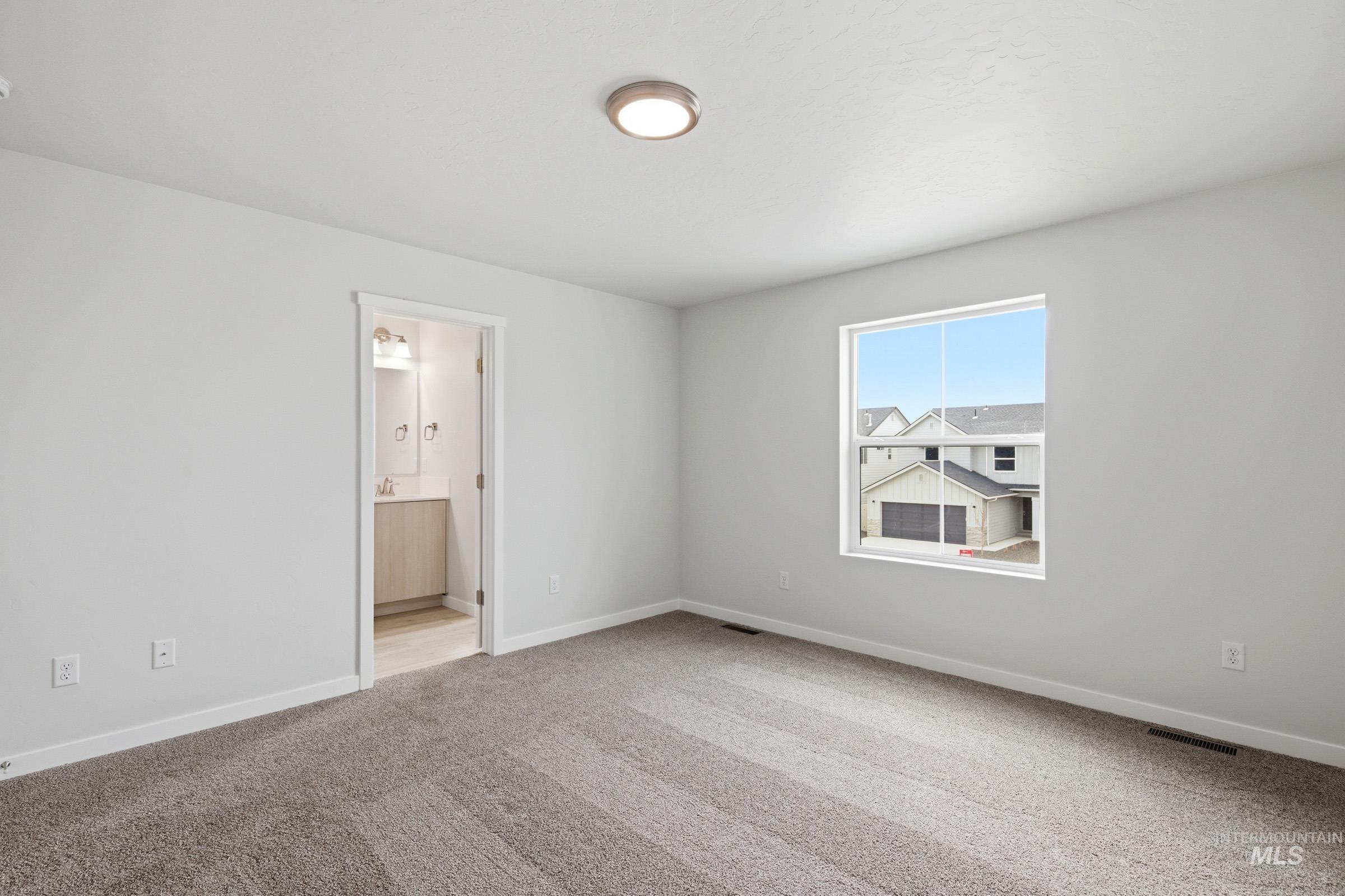 10770 Rutland St, Caldwell, Idaho 83605, 3 Bedrooms, 2.5 Bathrooms, Residential For Sale, Price $374,990,MLS 98983703