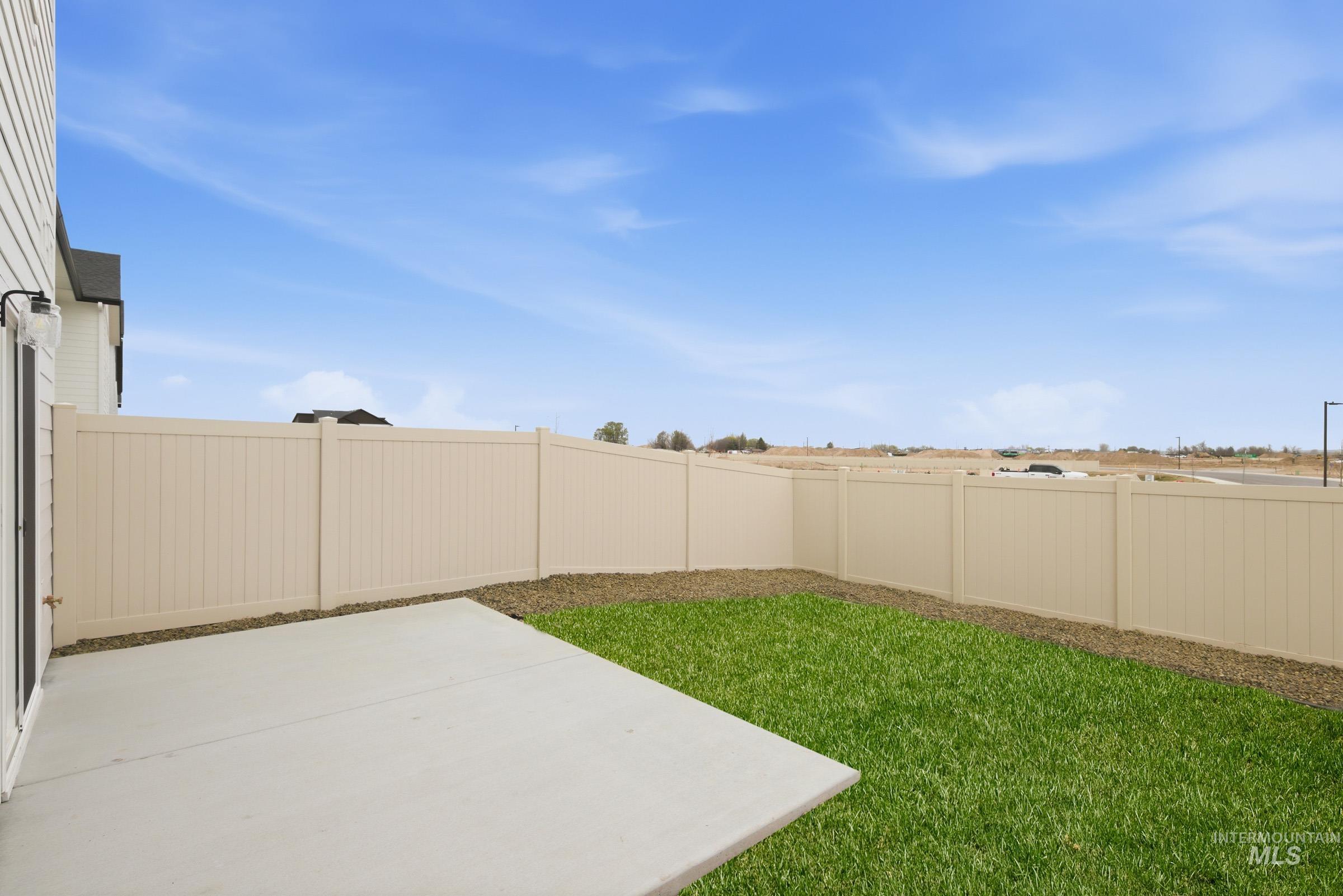 10770 Rutland St, Caldwell, Idaho 83605, 3 Bedrooms, 2.5 Bathrooms, Residential For Sale, Price $374,990,MLS 98983703