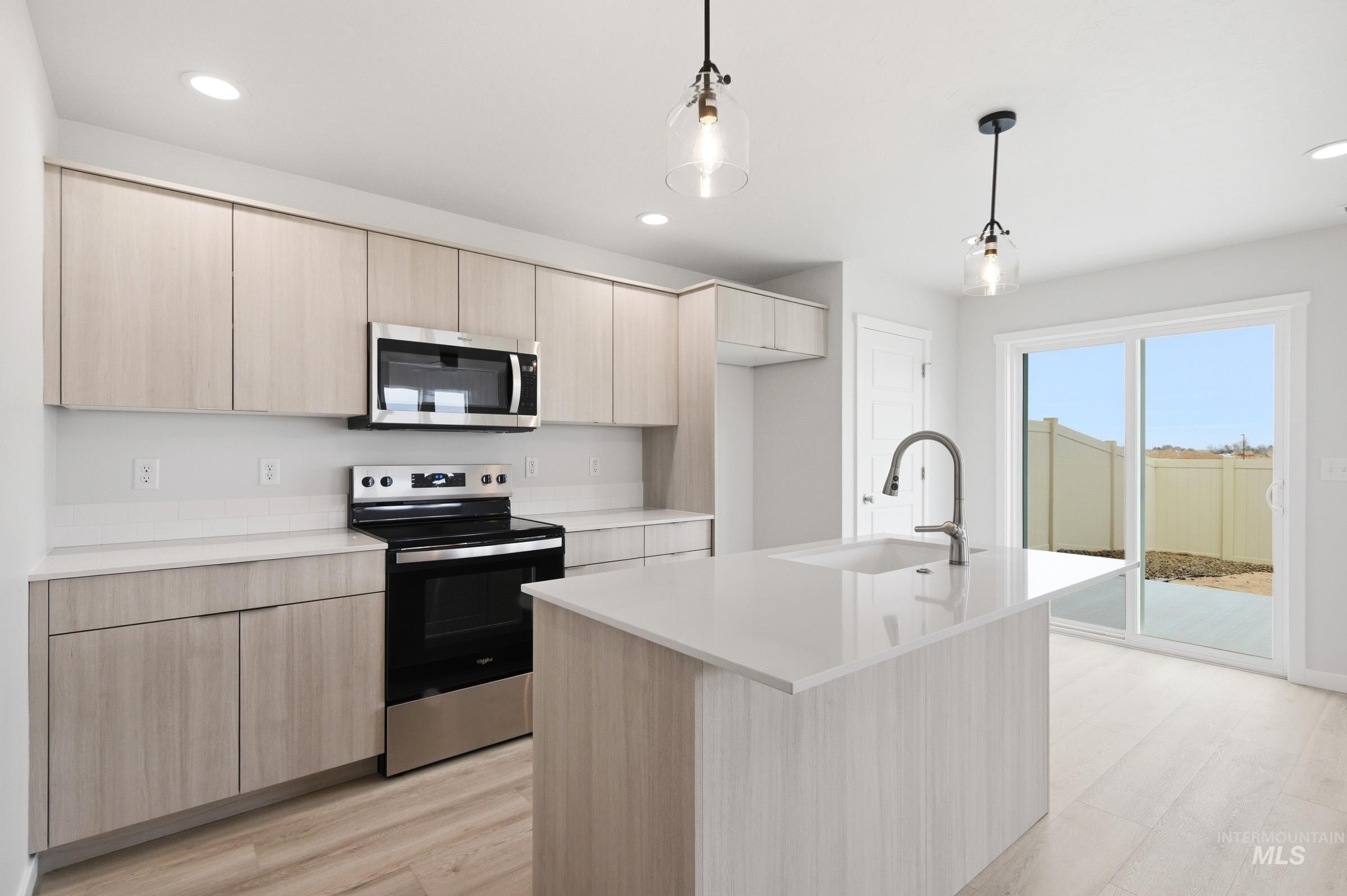 10770 Rutland St, Caldwell, Idaho 83605, 3 Bedrooms, 2.5 Bathrooms, Residential For Sale, Price $374,990,MLS 98983703