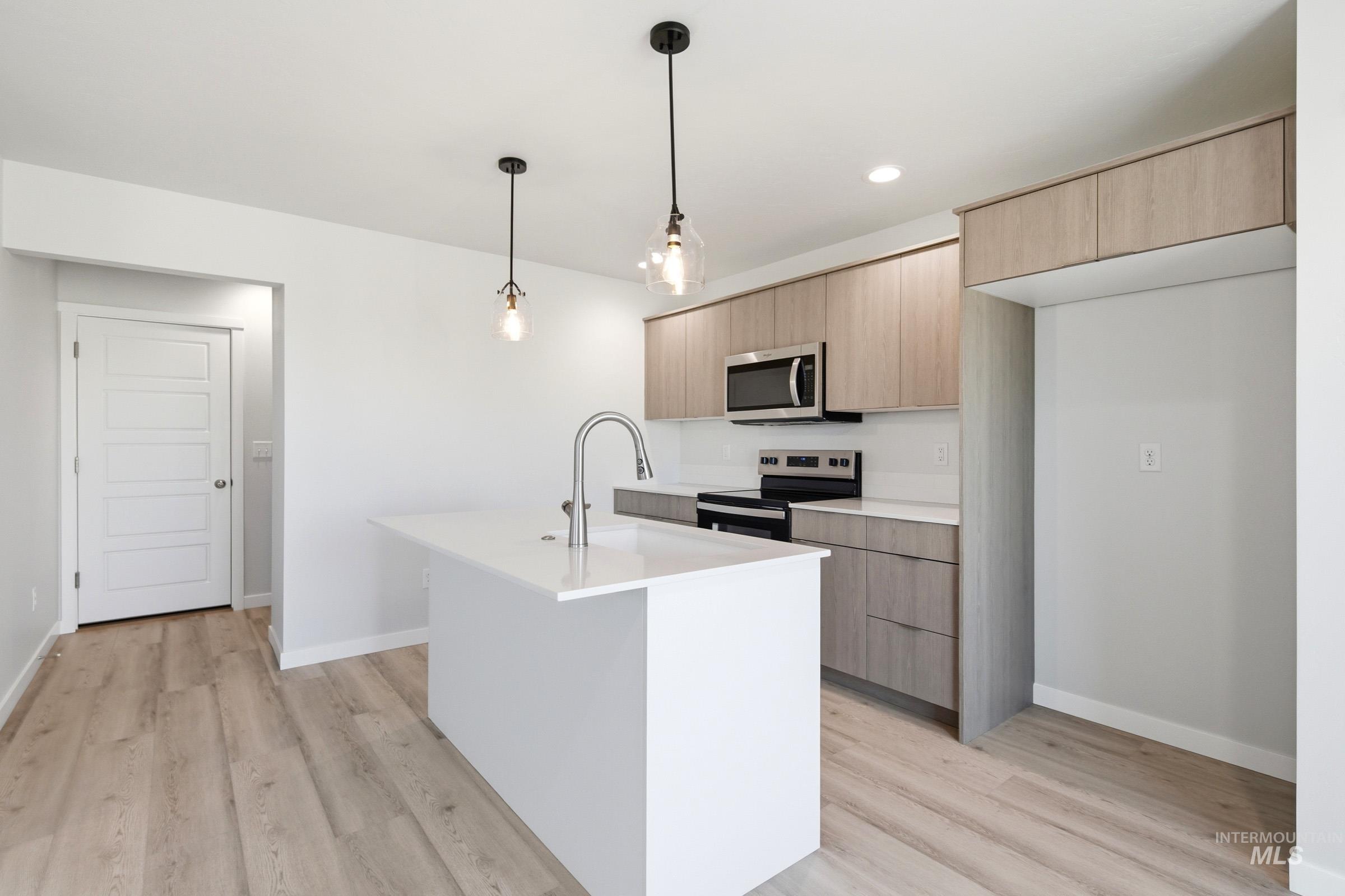 10794 Rutland St, Caldwell, Idaho 83605, 3 Bedrooms, 2.5 Bathrooms, Residential For Sale, Price $375,990,MLS 98983704