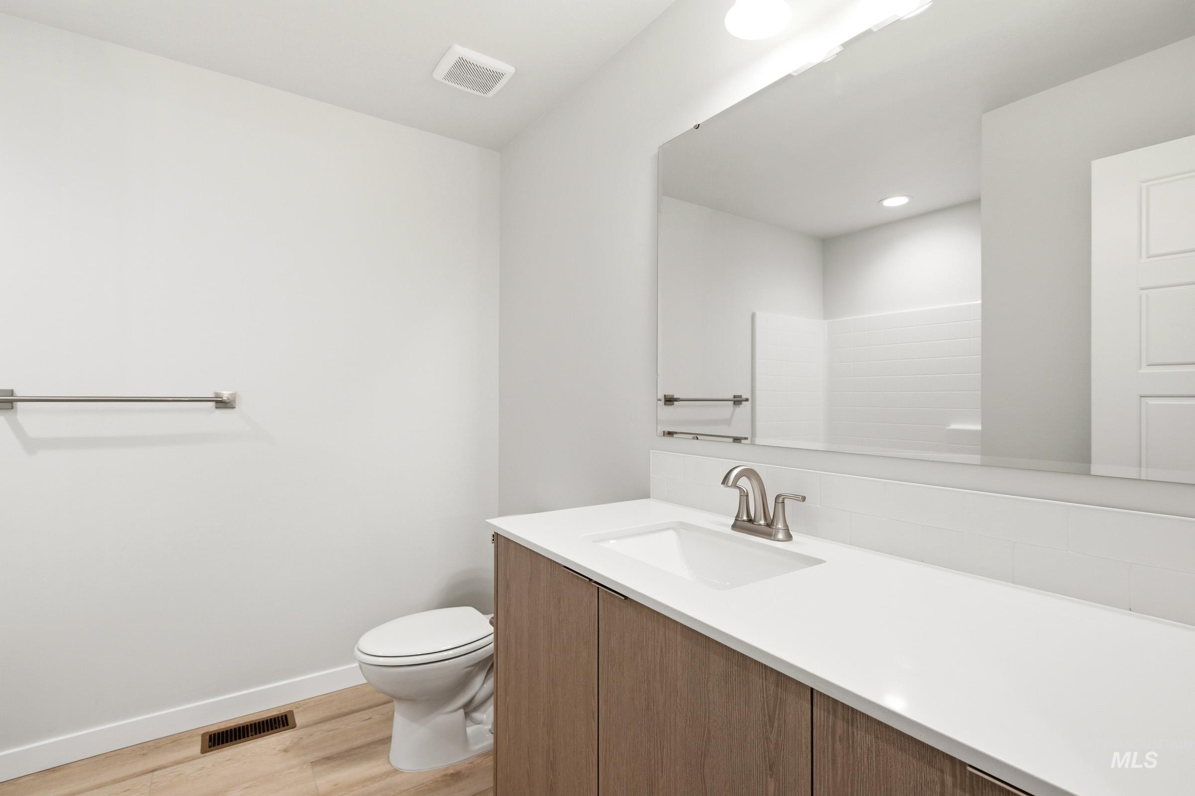 10806 Rutland St, Caldwell, Idaho 83605, 3 Bedrooms, 2.5 Bathrooms, Residential For Sale, Price $371,990,MLS 98983706