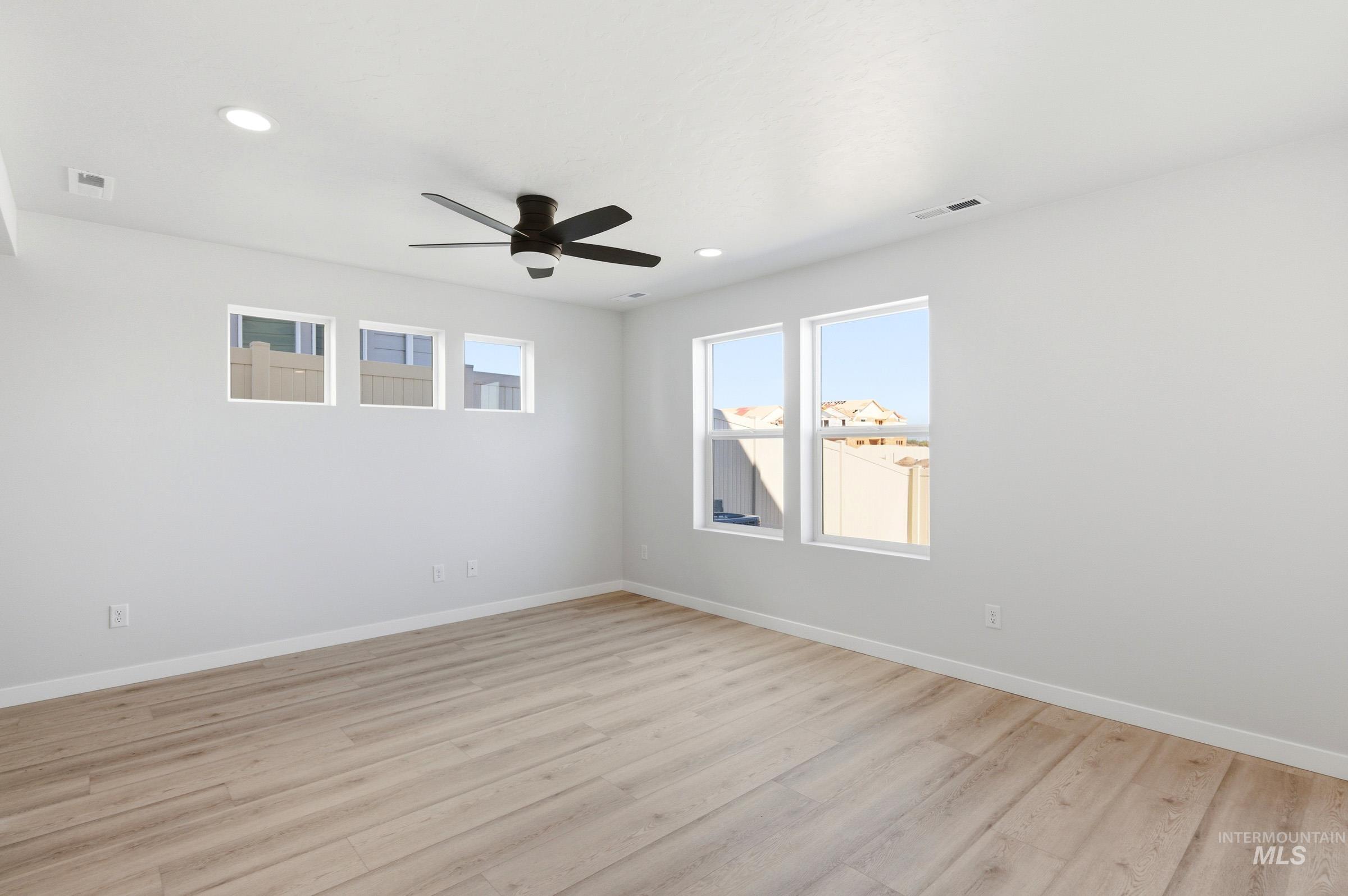 10812 Rutland St, Caldwell, Idaho 83605, 3 Bedrooms, 2.5 Bathrooms, Residential For Sale, Price $376,990,MLS 98983707