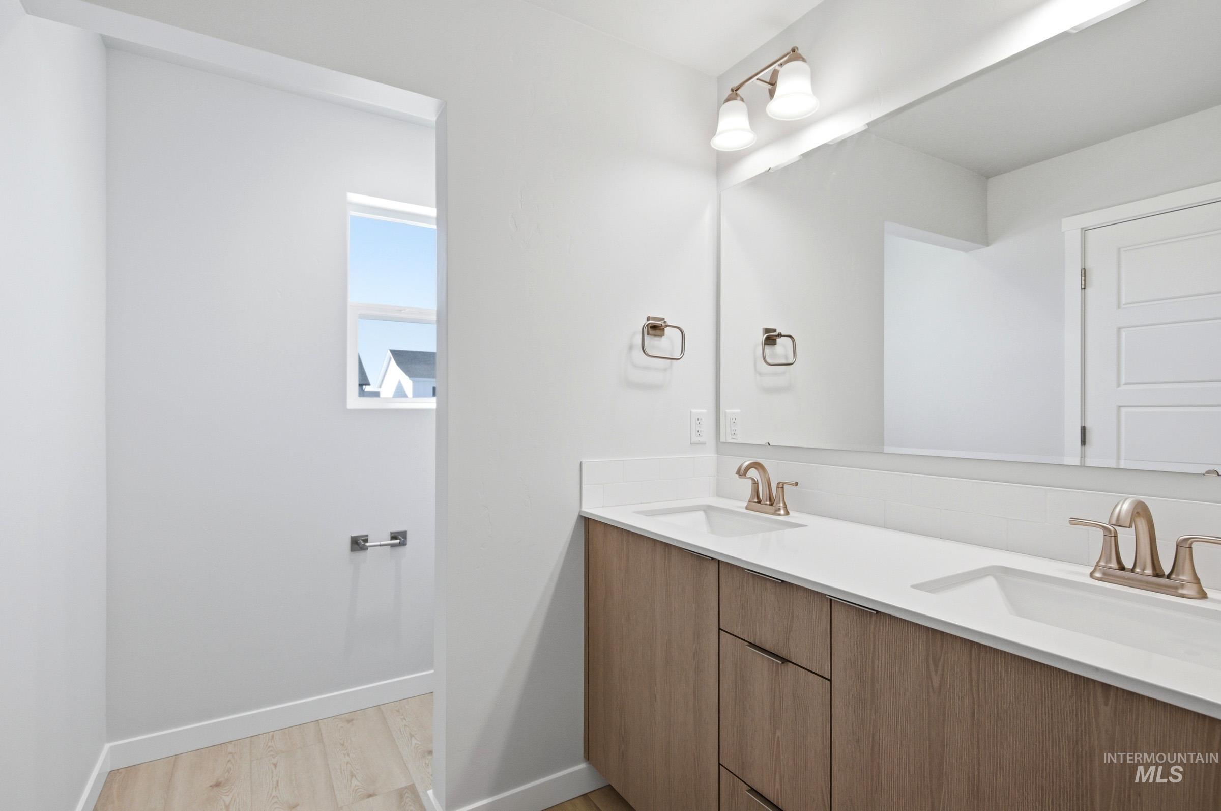 10812 Rutland St, Caldwell, Idaho 83605, 3 Bedrooms, 2.5 Bathrooms, Residential For Sale, Price $376,990,MLS 98983707