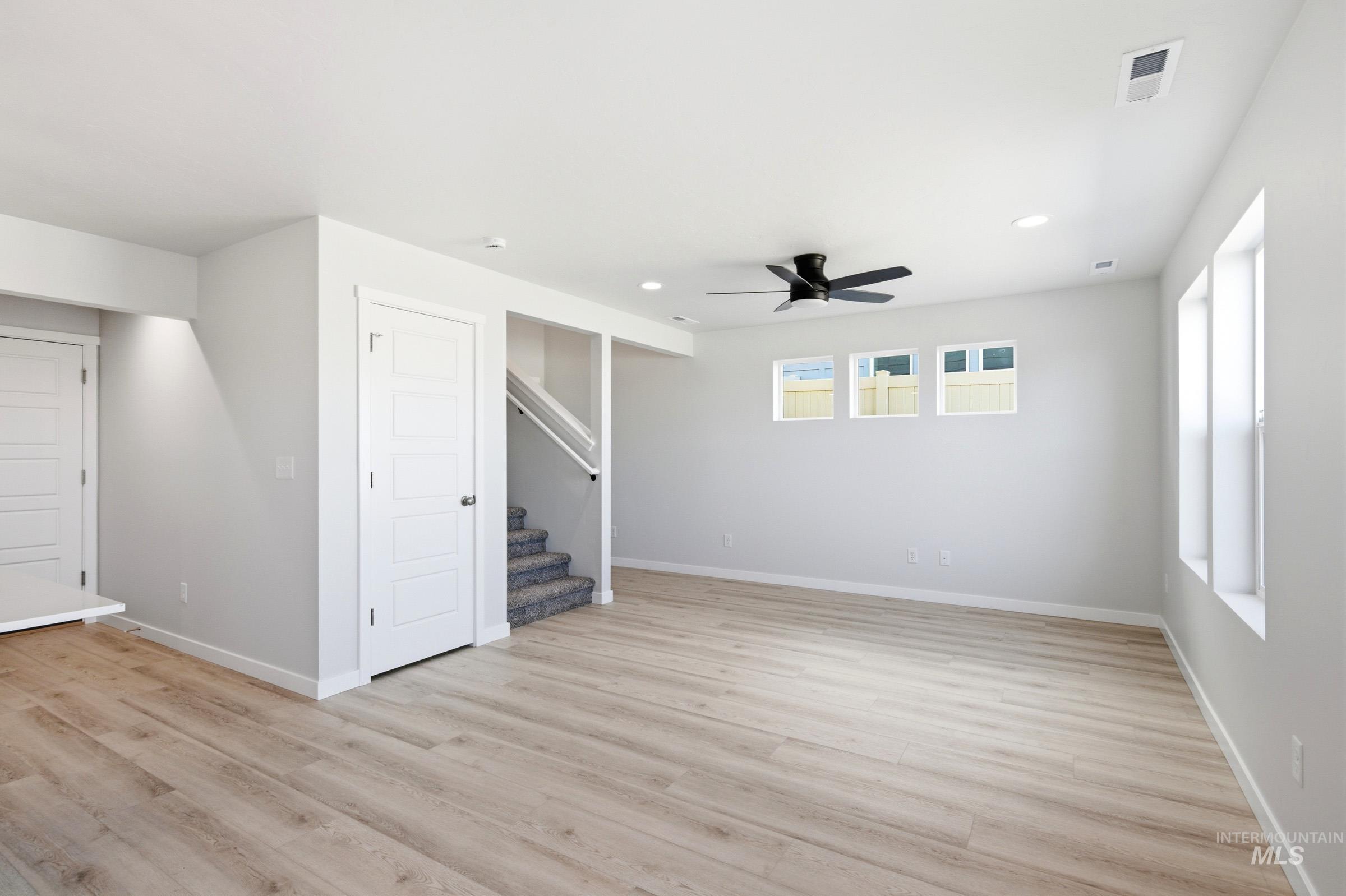 10812 Rutland St, Caldwell, Idaho 83605, 3 Bedrooms, 2.5 Bathrooms, Residential For Sale, Price $376,990,MLS 98983707