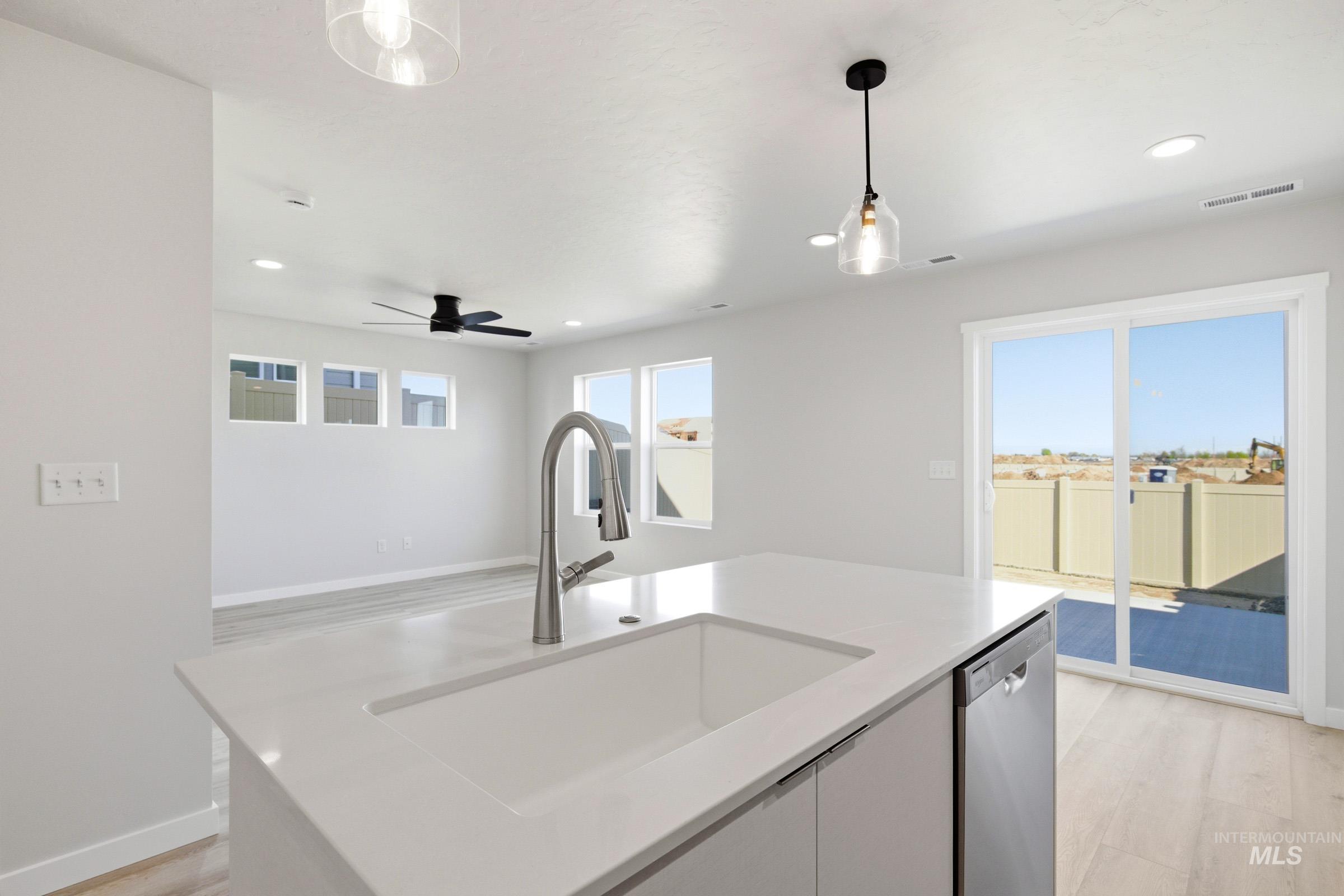 10812 Rutland St, Caldwell, Idaho 83605, 3 Bedrooms, 2.5 Bathrooms, Residential For Sale, Price $376,990,MLS 98983707