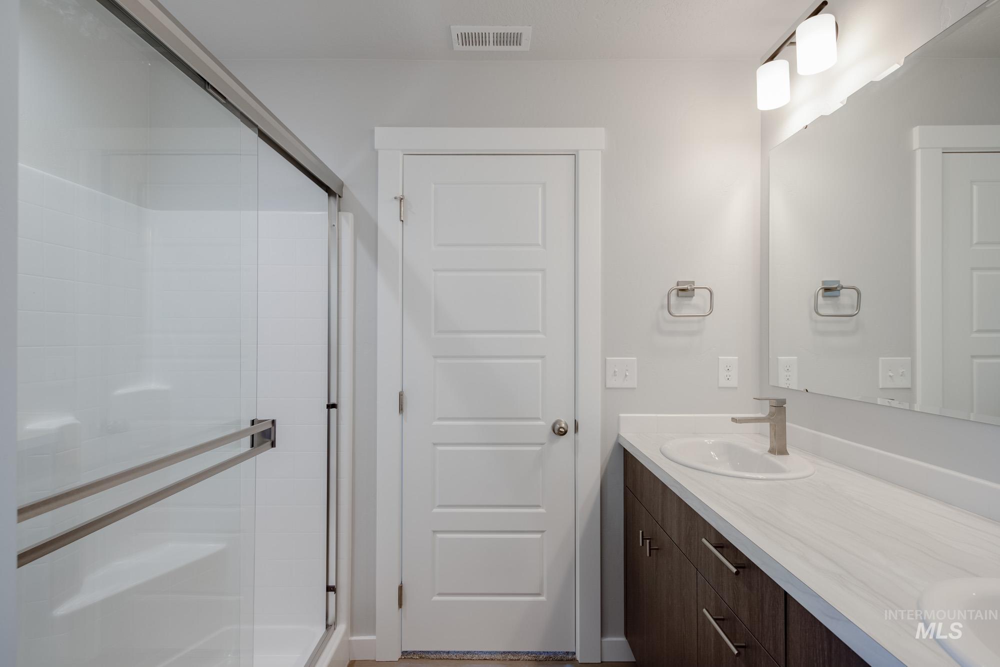 488 Waverly Ave, Middleton, Idaho 83644, 3 Bedrooms, 2 Bathrooms, Residential For Sale, Price $409,990, 98983708