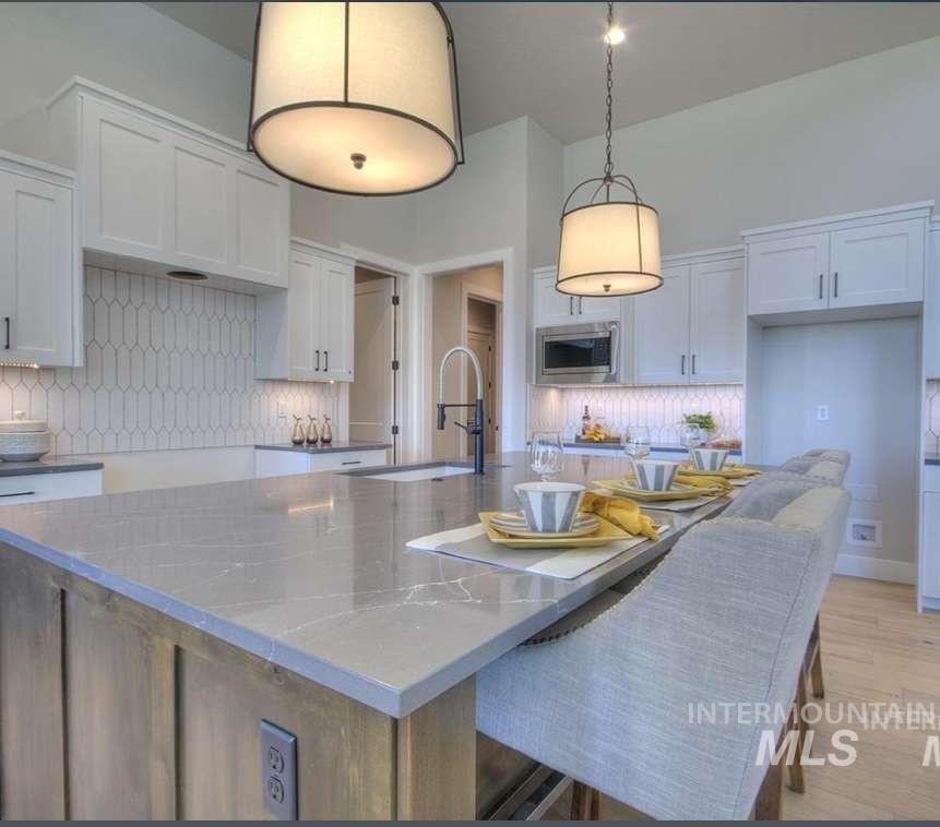 6016 S Aluet, Boise, Idaho 83709, 3 Bedrooms, 2.5 Bathrooms, Residential For Sale, Price $799,900, 98983709