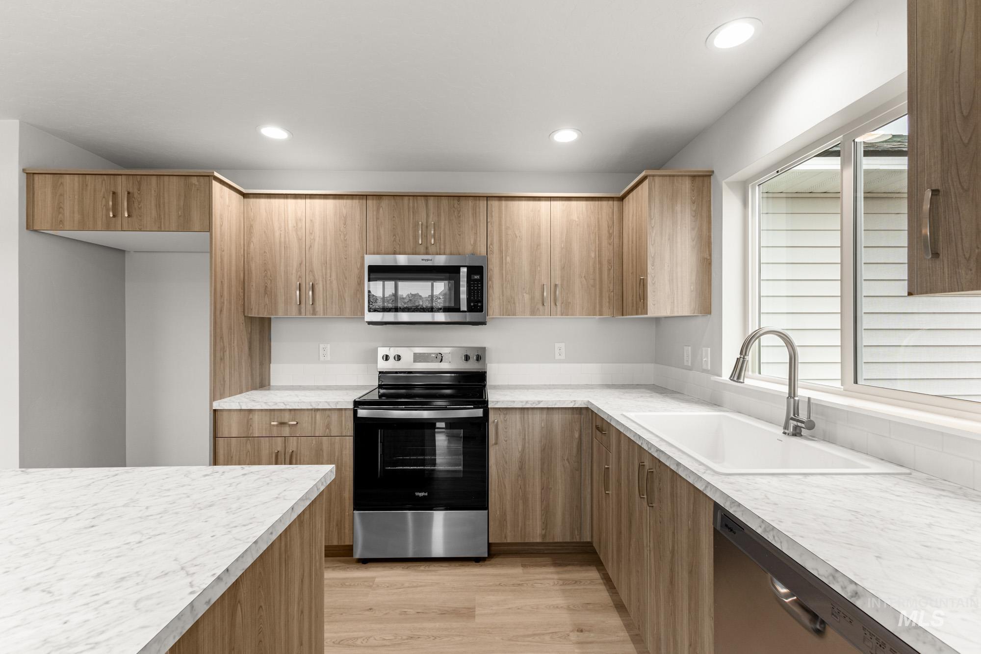 2928 W Animas Creek Dr, Kuna, Idaho 83634, 4 Bedrooms, 2.5 Bathrooms, Residential For Sale, Price $459,990, 98983710