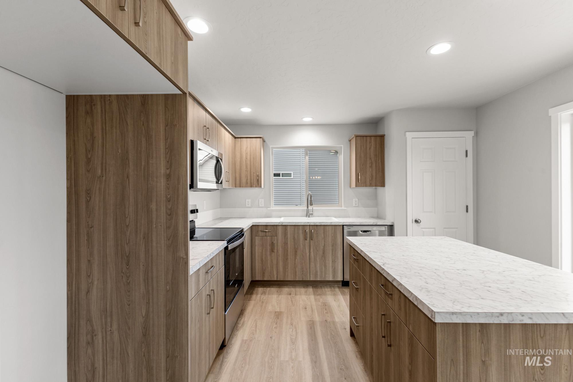 2928 W Animas Creek Dr, Kuna, Idaho 83634, 4 Bedrooms, 2.5 Bathrooms, Residential For Sale, Price $459,990, 98983710